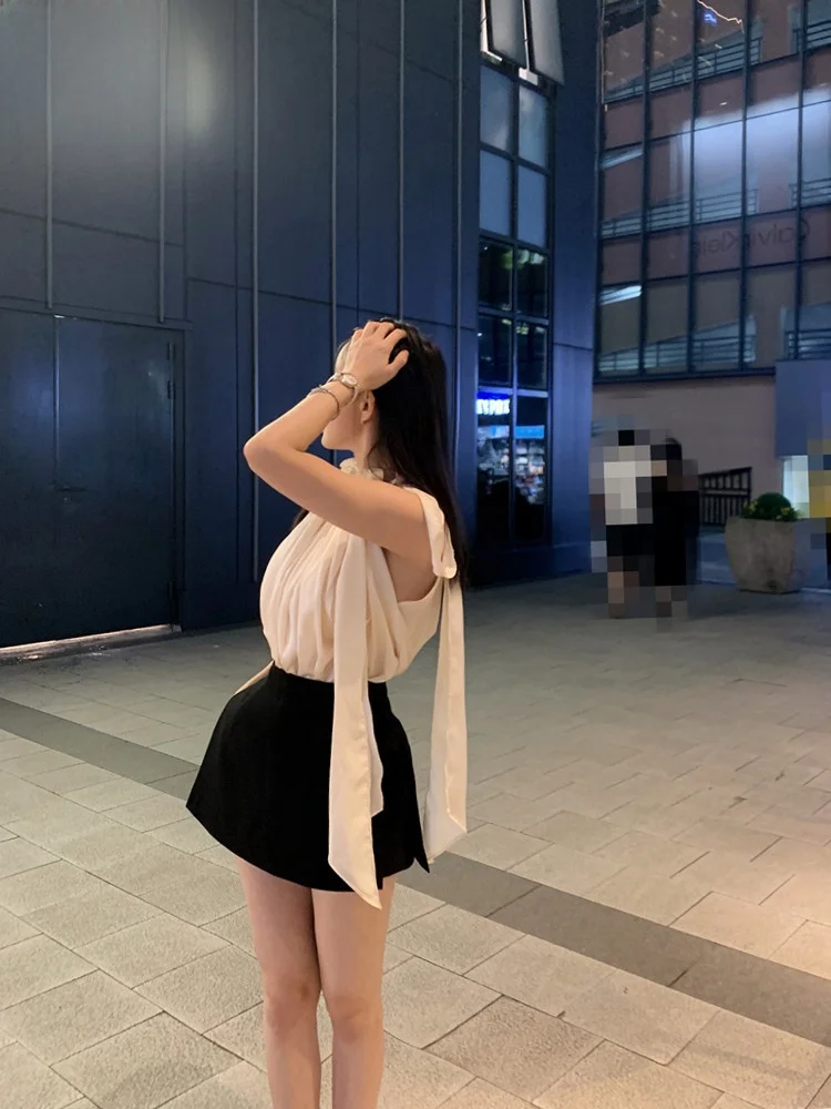 MadmanMomo Handmade Wave Pleat Sleeveless Shirt Women Summer Knot Bowtie Loose Fit Sweet Style Cool Sensation
MadmanMomo Handmade Wave Pleat Sleeveless Shirt Women Summer Knot Bowtie Loose Fit Sweet Style Cool Sensation