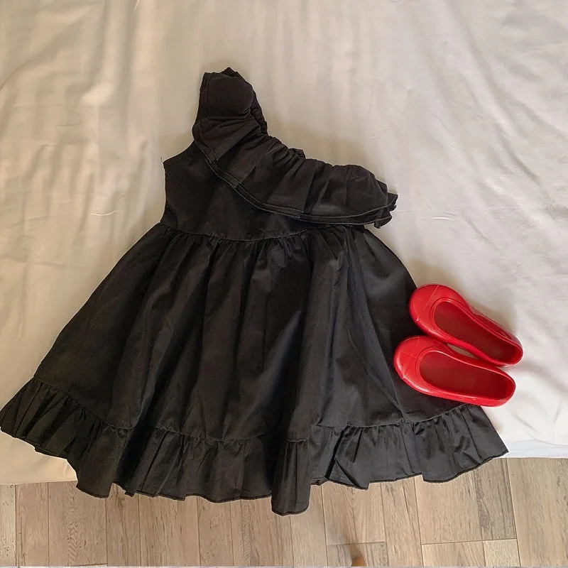 Girls' Summer Dress Baby Foreign Style Children's Korean Version Fashionable Lace Irregular Off-the-shoulder Princess Dress
Girls' Summer Dress Baby Foreign Style Children's Korean Version Fashionable Lace Irregular Off-the-shoulder Princess Dress