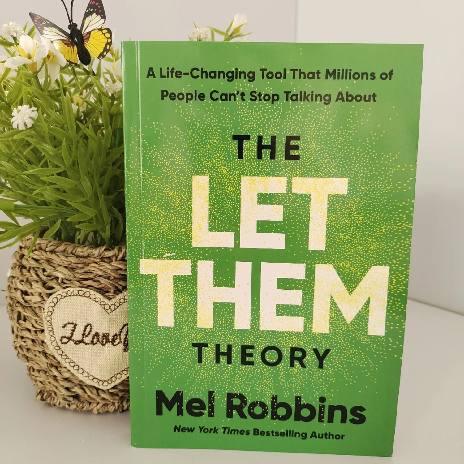 Personal Growth Guide Book The Let Them Theory Bright Green Cover with Dot Pattern Premium Edition for Self-Improvement Readers
Personal Growth Guide Book The Let Them Theory Bright Green Cover with Dot Pattern Premium Edition for Self-Improvement Readers
