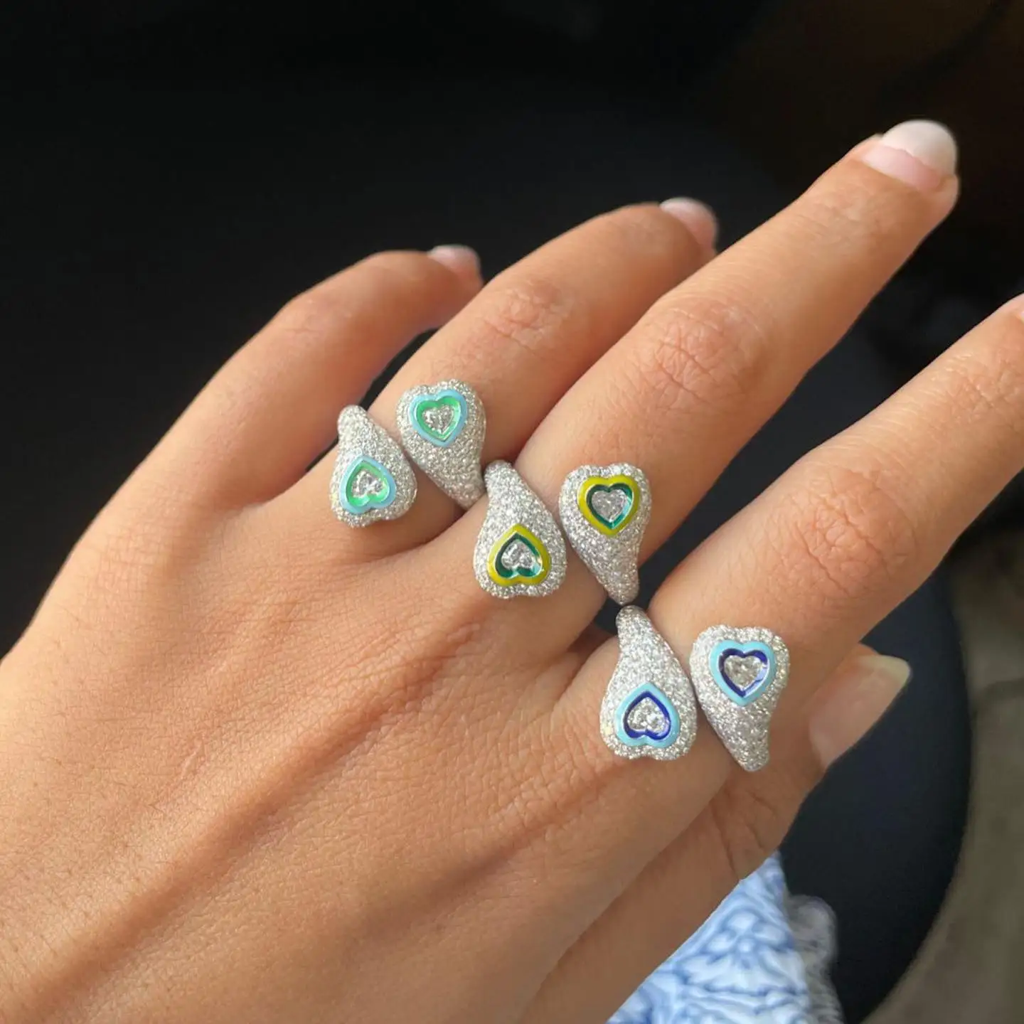 2023 Valentine's Day Gift Full Finger Women Jewelry Open Double Heart Shaped Sparking CZ Rings
2023 Valentine's Day Gift Full Finger Women Jewelry Open Double Heart Shaped Sparking CZ Rings