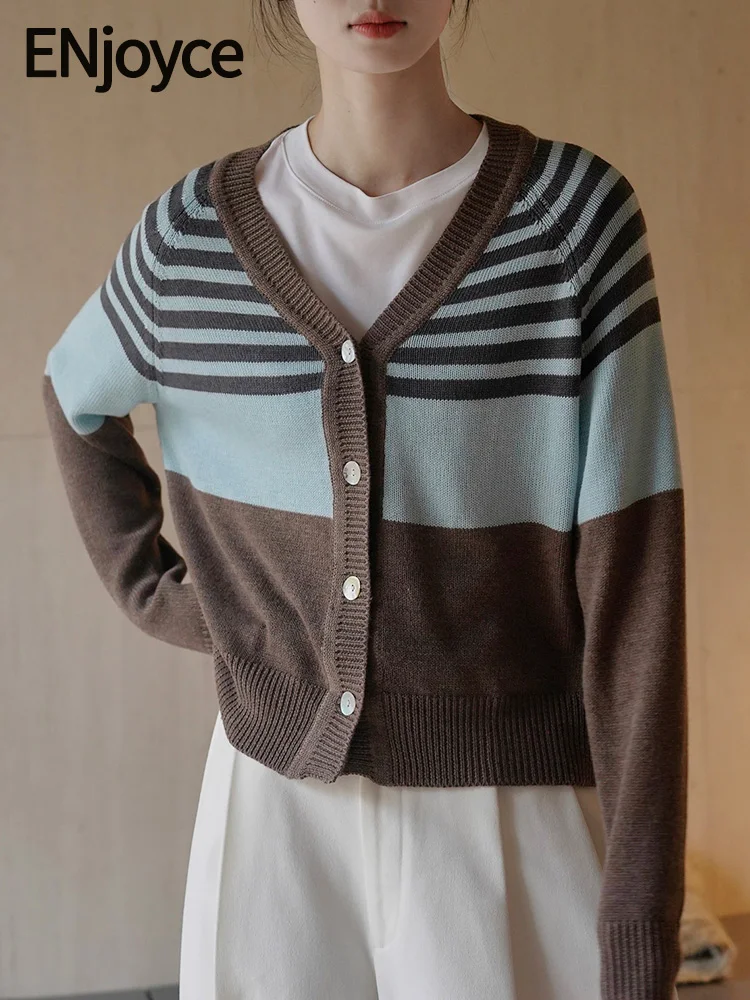 ENjoyce Winter Women Vintage Striped Wool V-Neck Knitted Cardigan Coat Korean Fashion Sweaters Single Breasted Warm Cropped Tops
ENjoyce Winter Women Vintage Striped Wool V-Neck Knitted Cardigan Coat Korean Fashion Sweaters Single Breasted Warm Cropped Tops