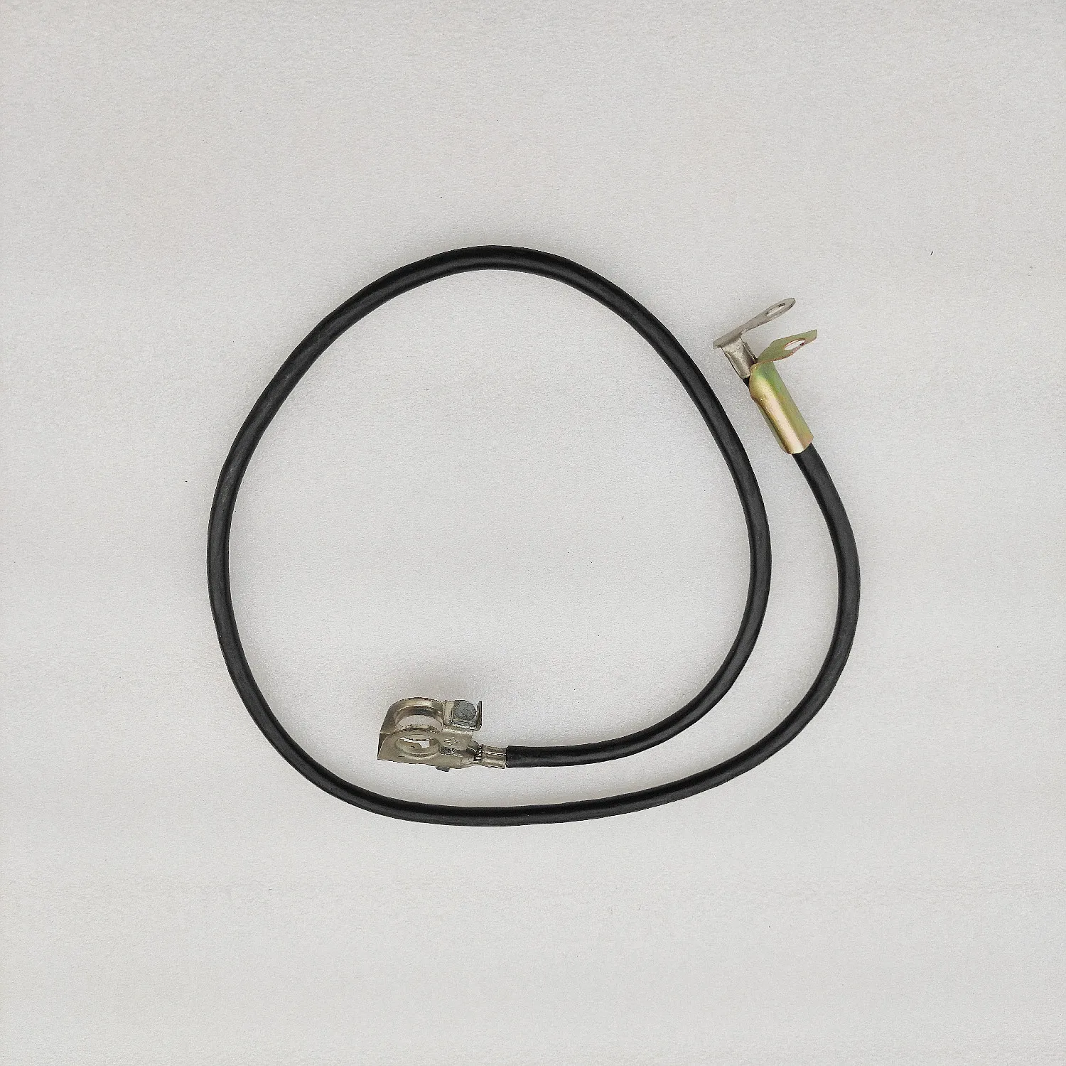 For Volkswagen SANTANA Passat 2000Superman battery positive and negative terminals
For Volkswagen SANTANA Passat 2000Superman battery positive and negative terminals