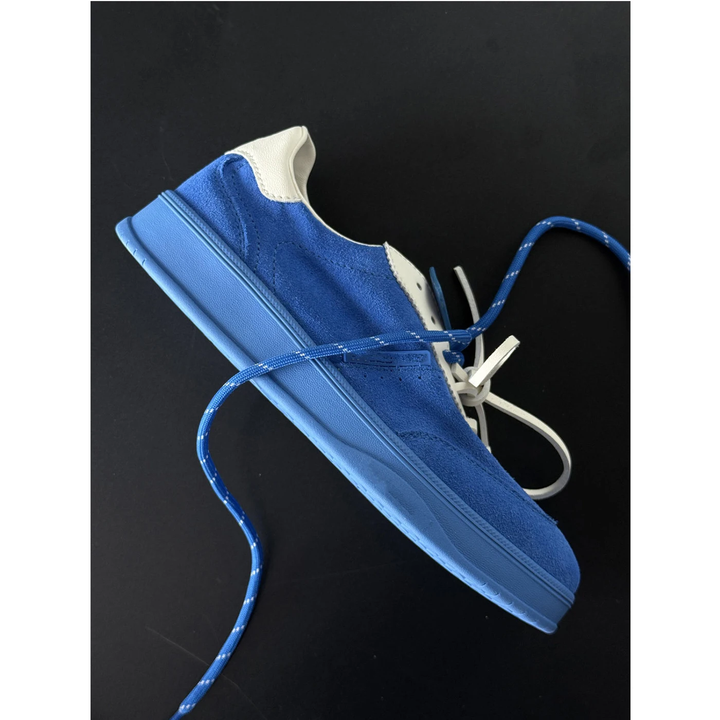 Unisex Casual Thick Bottom Running Shoes Breathable Hiking Sneakers Retro Couple Leisure Dequn Shoes Summer Commute
Unisex Casual Thick Bottom Running Shoes Breathable Hiking Sneakers Retro Couple Leisure Dequn Shoes Summer Commute