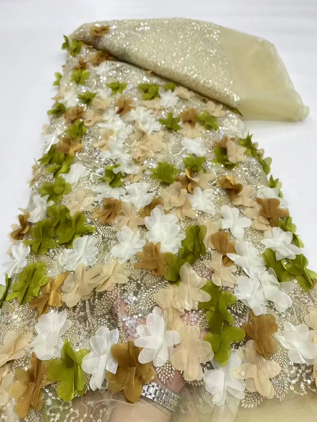 2025 African French Nigerian High End Tulle Lace Mesh Beads Sequins 3D Fabric for Embroiderg Wedding Party Bride Sewing Dress
2025 African French Nigerian High End Tulle Lace Mesh Beads Sequins 3D Fabric for Embroiderg Wedding Party Bride Sewing Dress