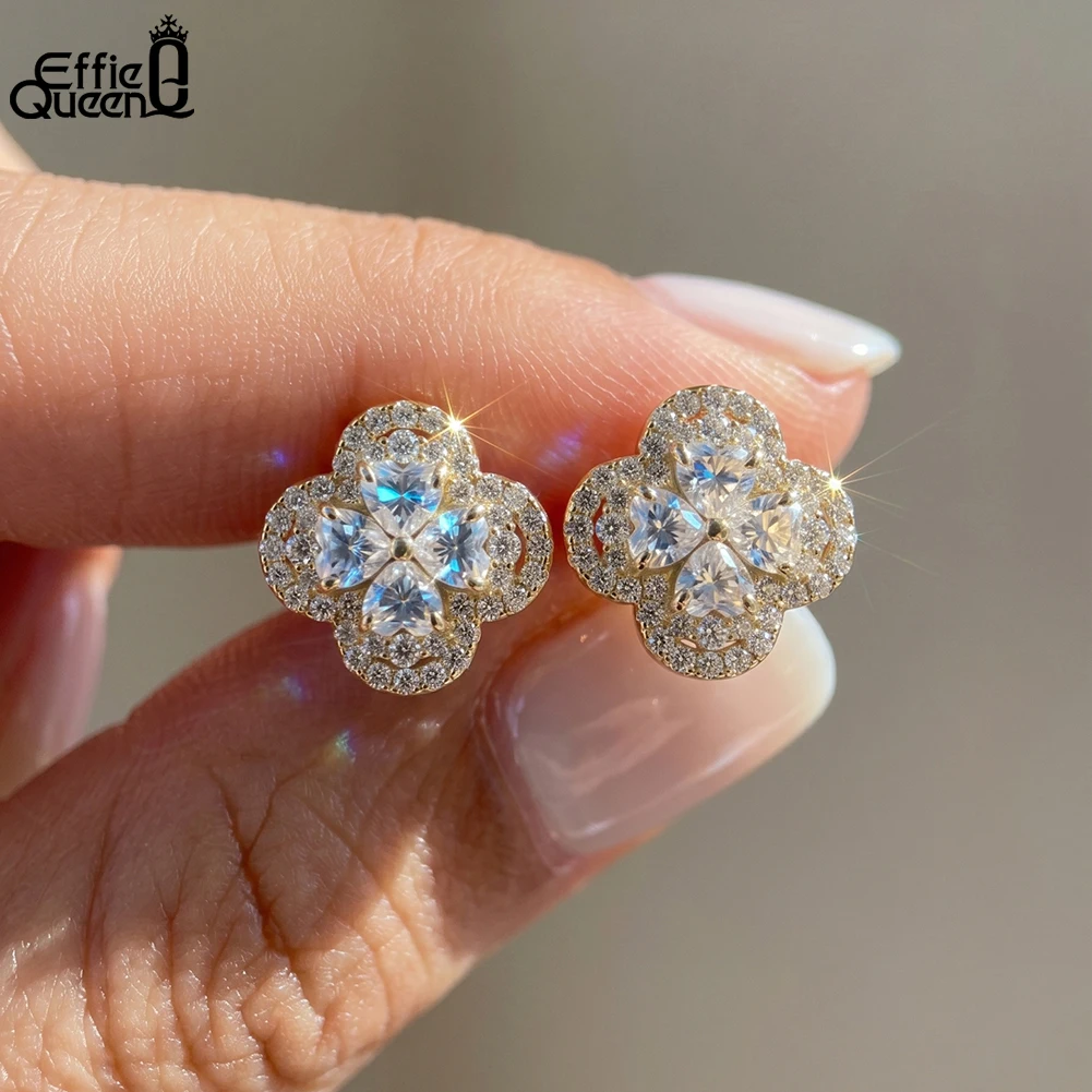Effie Queen GRA Certificate Moissanite Clover Earrings 925 Sterling Silver Flower Full Diamond Ear Stud Fine Jewelry Gift SMOE22
Effie Queen GRA Certificate Moissanite Clover Earrings 925 Sterling Silver Flower Full Diamond Ear Stud Fine Jewelry Gift SMOE22