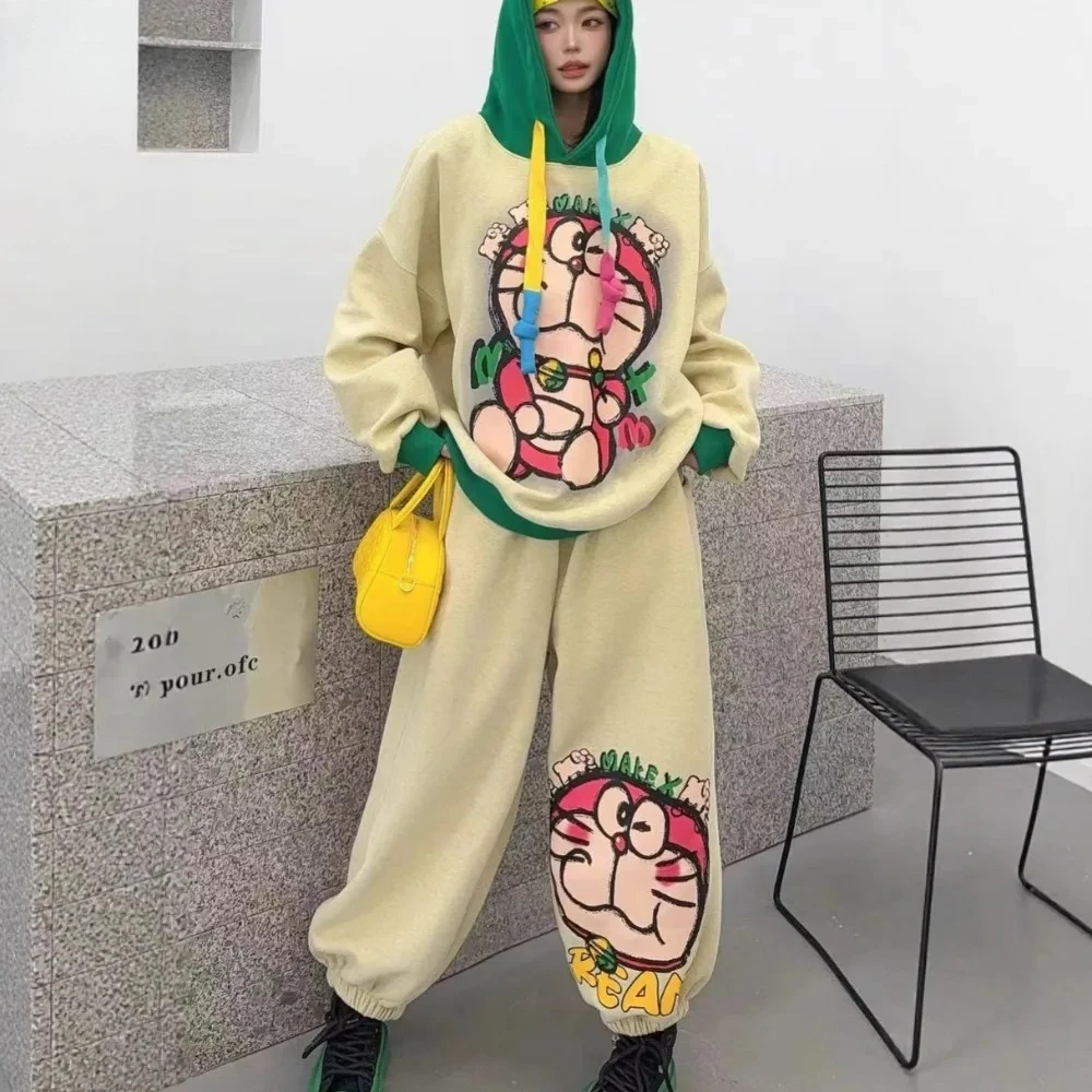 Street Sports Suit Women's Loose Hooded Sweater Sweatpants Autumn Explosion Fashion Casual Large Size Two-piece Set
Street Sports Suit Women's Loose Hooded Sweater Sweatpants Autumn Explosion Fashion Casual Large Size Two-piece Set