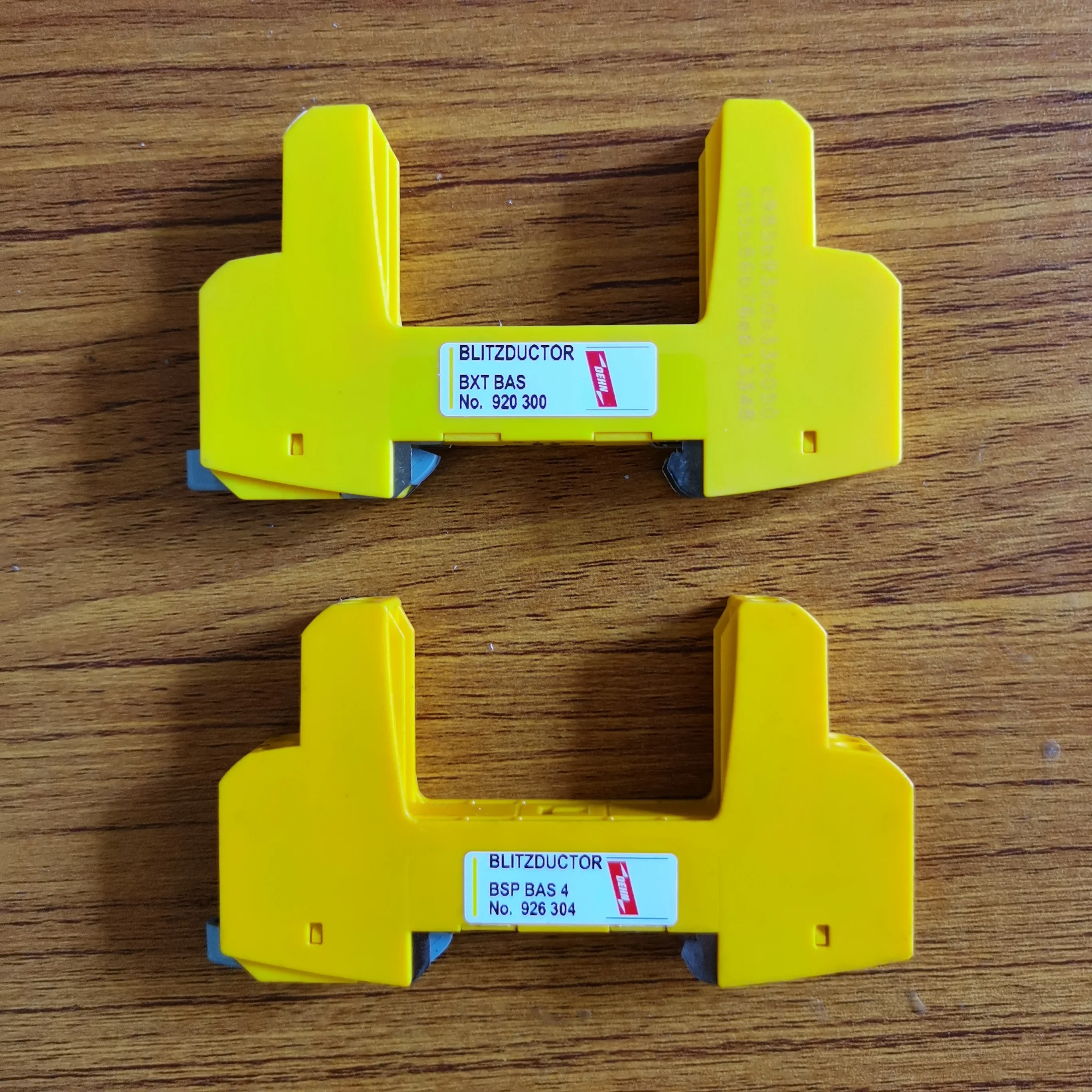 The Shopkeeper Recommends Germany DEHN Shield 920300 Lightning Protection Base BXT BAS Surge Protection Base In Stock
The Shopkeeper Recommends Germany DEHN Shield 920300 Lightning Protection Base BXT BAS Surge Protection Base In Stock