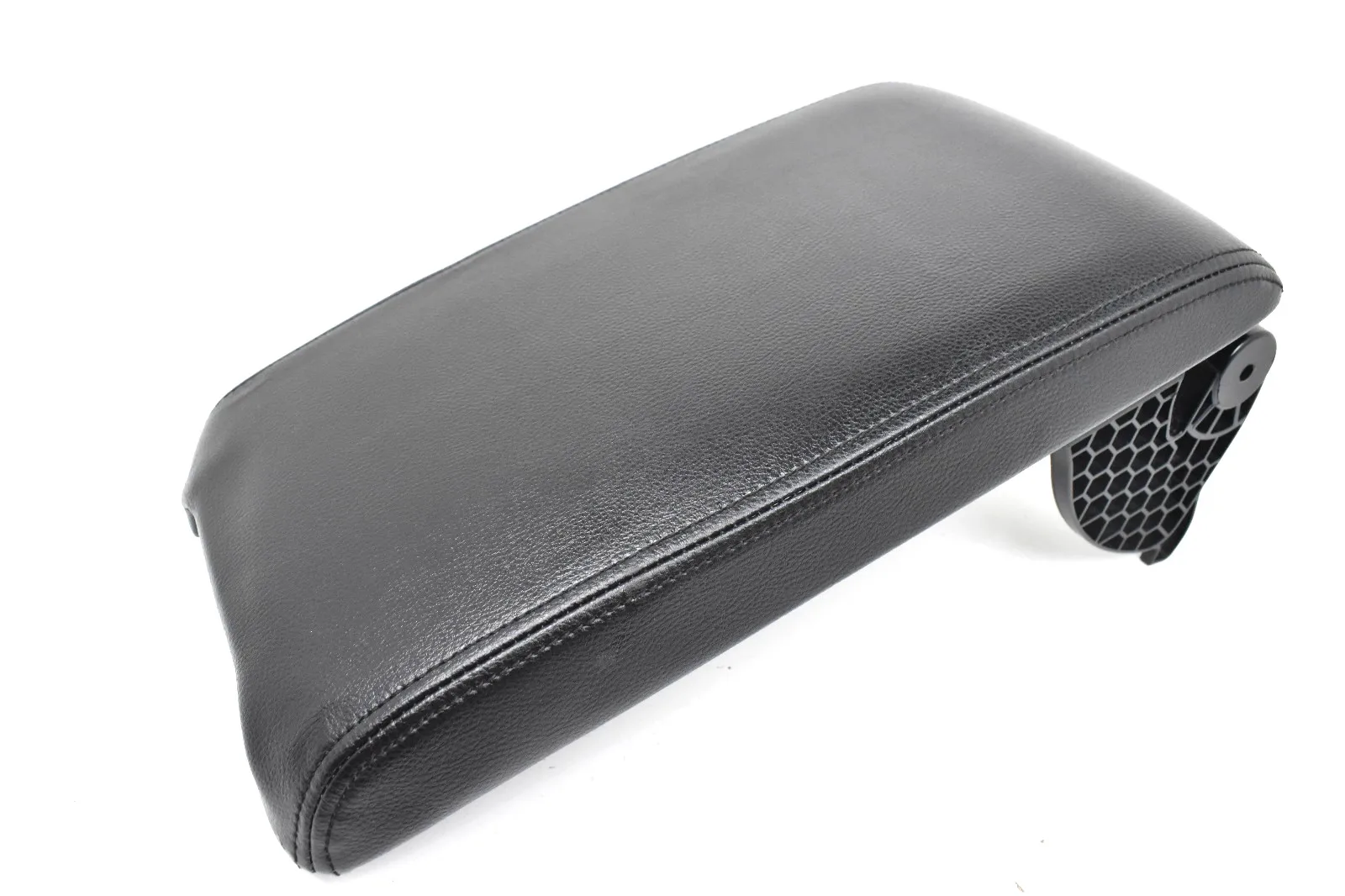 2012-2017 Toyota Camry Center Console Black Leather Sliding Armrest Top Lid
2012-2017 Toyota Camry Center Console Black Leather Sliding Armrest Top Lid