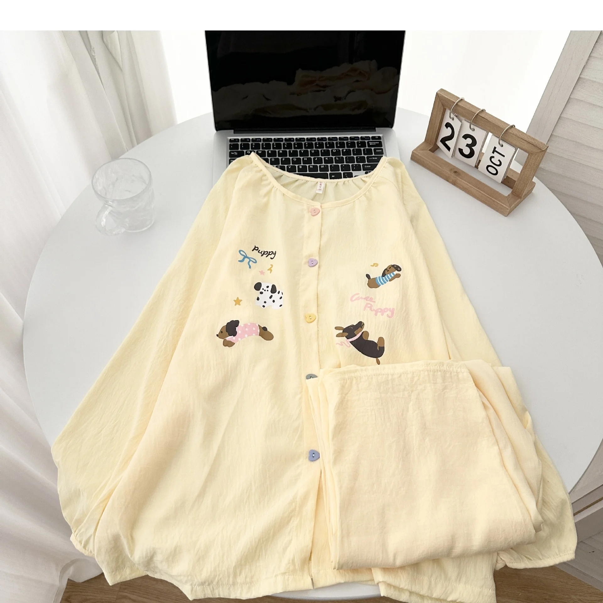 Sweet Adorable Dachshund Dog Pyjama Set Women's Long Sleeve Long Pants Casual Loose Home Clothes Spring Autumn Cloud Cotton
Sweet Adorable Dachshund Dog Pyjama Set Women's Long Sleeve Long Pants Casual Loose Home Clothes Spring Autumn Cloud Cotton