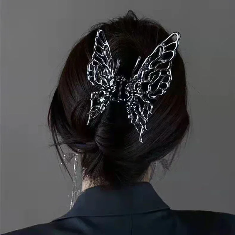 2025 Fashion Metal Liquid Butterfly Hair Clip For Women Back Head Grab Clip Geometric Headband Trendy Hair Accessories Wholesale
2025 Fashion Metal Liquid Butterfly Hair Clip For Women Back Head Grab Clip Geometric Headband Trendy Hair Accessories Wholesale