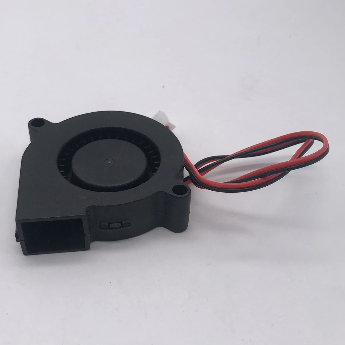 2pcs 12V 5015 Blow Radial Cooling Fan Super Silent Hydraulic Bearing Front Fan For 3D Printer Heat Dissipation Teaching
2pcs 12V 5015 Blow Radial Cooling Fan Super Silent Hydraulic Bearing Front Fan For 3D Printer Heat Dissipation Teaching