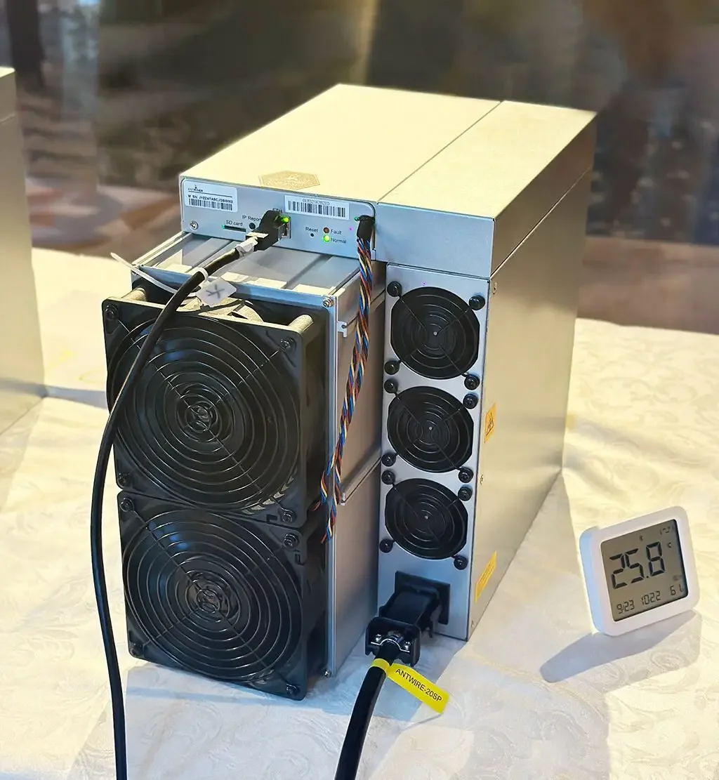 ГОРЯЧИЕ ПРОДАЖИ INFINITI 2024: СОВЕРШЕННО НОВЫЙ биткойн-майнер Bitmain Antminer T21 190th
ГОРЯЧИЕ ПРОДАЖИ INFINITI 2024: СОВЕРШЕННО НОВЫЙ биткойн-майнер Bitmain Antminer T21 190th