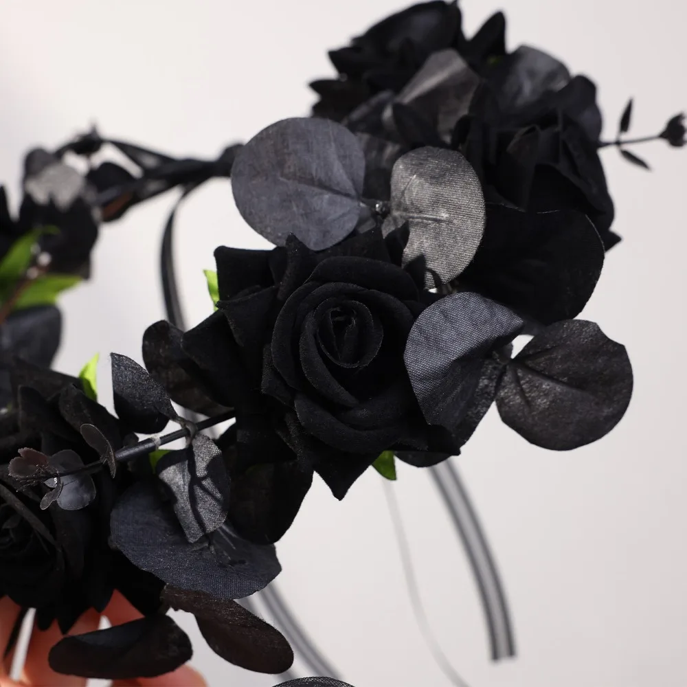 Exquisite Halloween Headband Fashion Adjustable Size Gothic Headband Dark Style Plastic Simulation Flower Headband Cosplay Event
Exquisite Halloween Headband Fashion Adjustable Size Gothic Headband Dark Style Plastic Simulation Flower Headband Cosplay Event