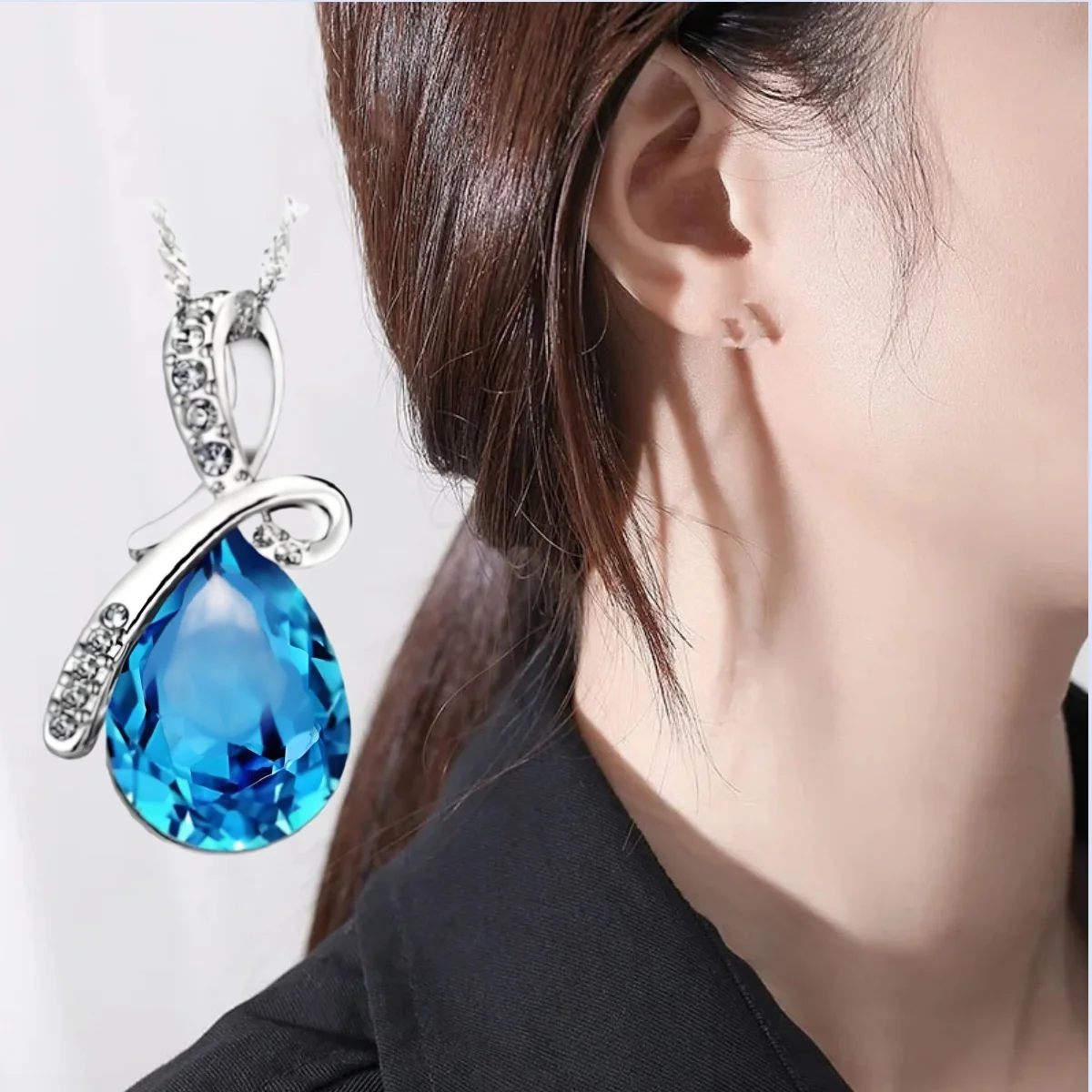 S925 пробы серебро прозрачные капли воды кристалл циркон кулон ожерелья для женщин девочек свадебная вечеринка модные ювелирные изделия подарки 
S925 пробы серебро прозрачные капли воды кристалл циркон кулон ожерелья для женщин девочек свадебная вечеринка модные ювелирные изделия подарки