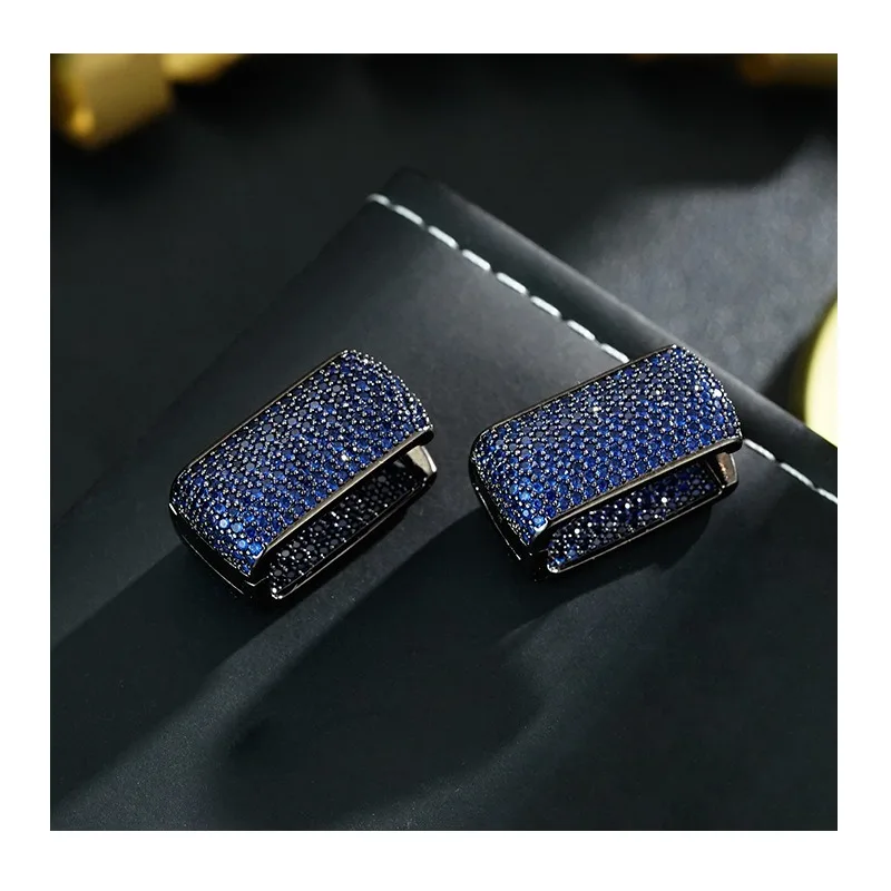 New High-end Simple Fashionable Fashion Light Luxury Geometric Square Ear Buckle Earrings Earrings
New High-end Simple Fashionable Fashion Light Luxury Geometric Square Ear Buckle Earrings Earrings