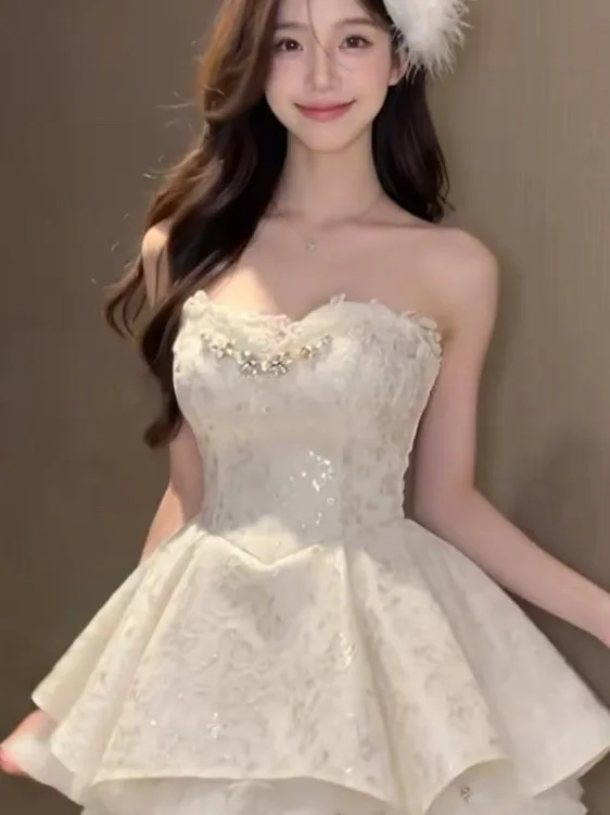 Heavy Embellished Diamond Women's Summer Slimming Puffy Princess Dress High Waistlines Sleeveless Short Skirt One Shoulder
Heavy Embellished Diamond Women's Summer Slimming Puffy Princess Dress High Waistlines Sleeveless Short Skirt One Shoulder