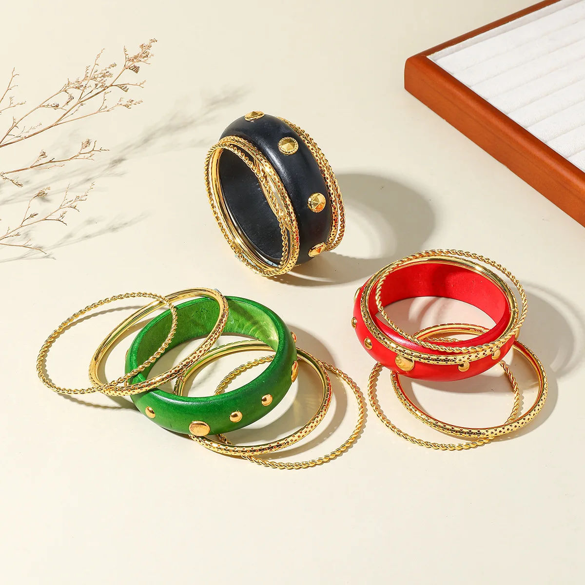 2026 New Arrival New Chinese Style Vintage Wood Bracelet Set - Artistic Personality High-End Versatile Fashion Jewelry for Women
2026 New Arrival New Chinese Style Vintage Wood Bracelet Set - Artistic Personality High-End Versatile Fashion Jewelry for Women