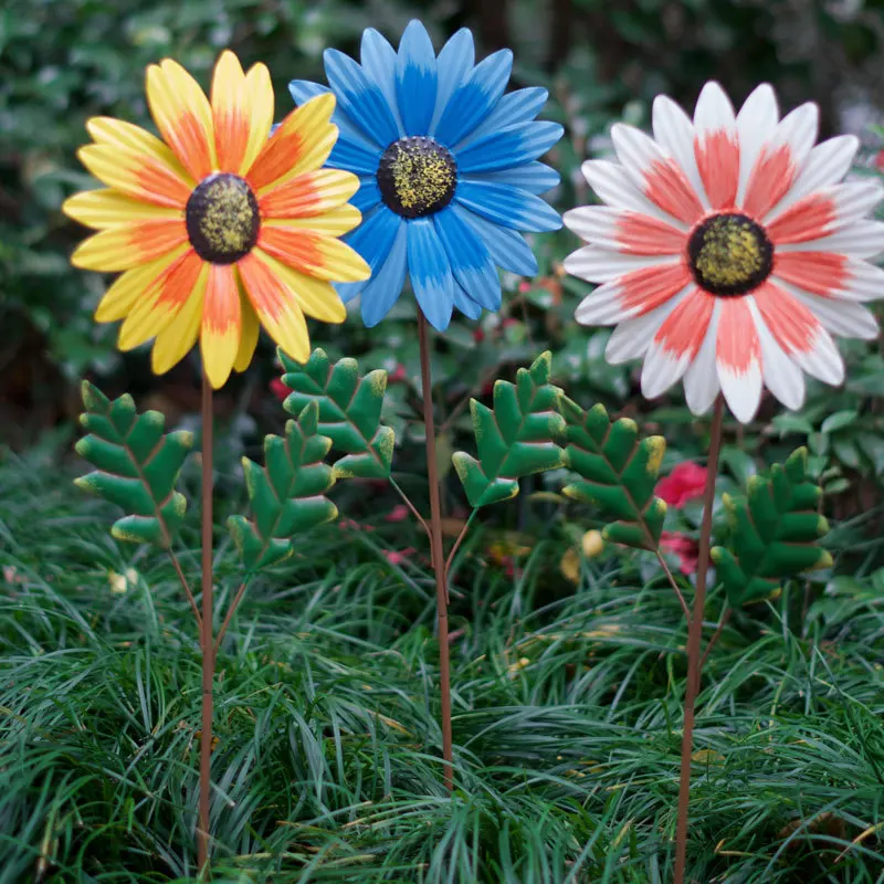 Metal Rotating Chrysanthemum Wind Spinner Sunflower Windmill with Stake Standing Lawn Flower Pinwheel Outdoor Garden Decorations
Metal Rotating Chrysanthemum Wind Spinner Sunflower Windmill with Stake Standing Lawn Flower Pinwheel Outdoor Garden Decorations