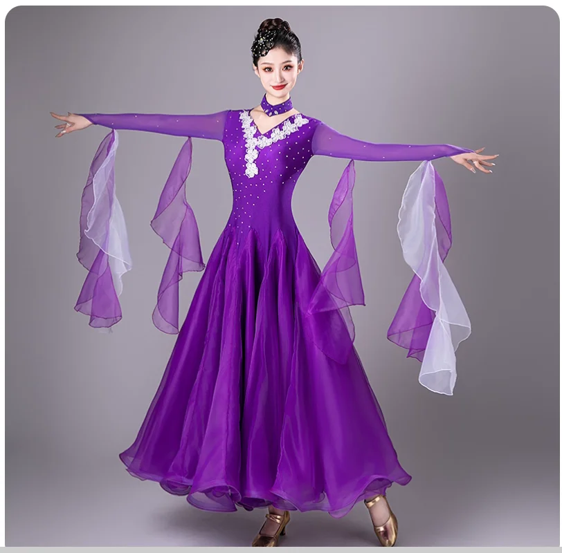 Purple Diamond studded Modern Dance Dress Performance Dress National Standard Dance Dress
Purple Diamond studded Modern Dance Dress Performance Dress National Standard Dance Dress