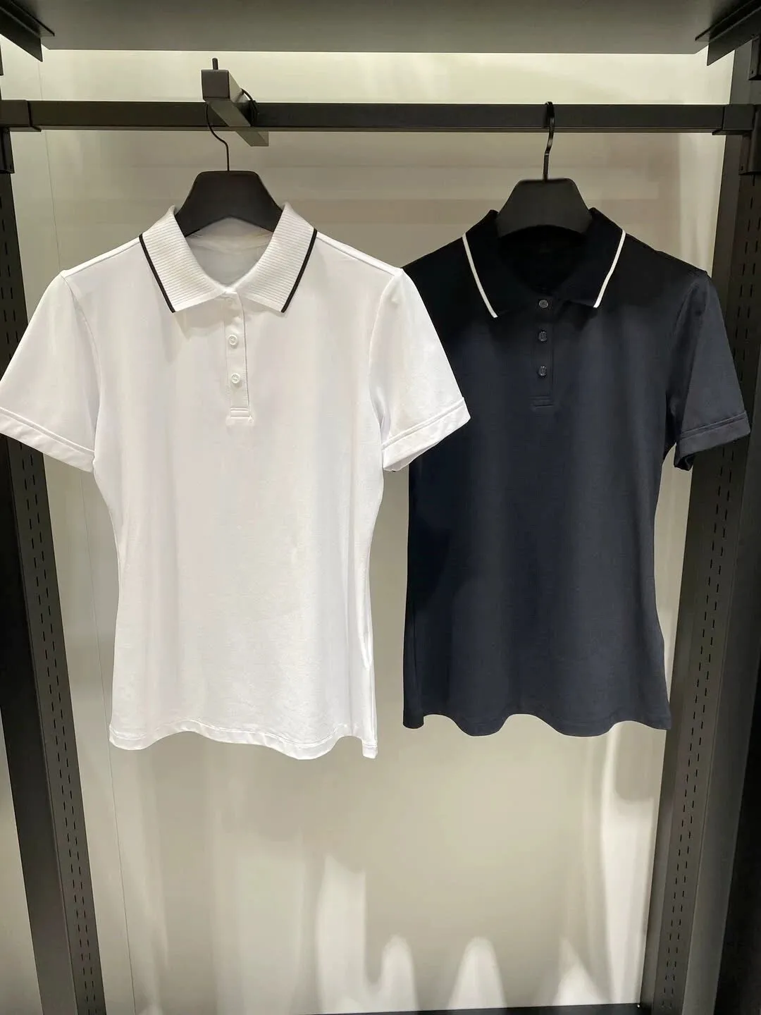 Hot Women Golf Shirt Short Sleeve Polo Collar Sport Baseball Top Breathable Comfortable Versatile Youthful Activewear
Hot Women Golf Shirt Short Sleeve Polo Collar Sport Baseball Top Breathable Comfortable Versatile Youthful Activewear