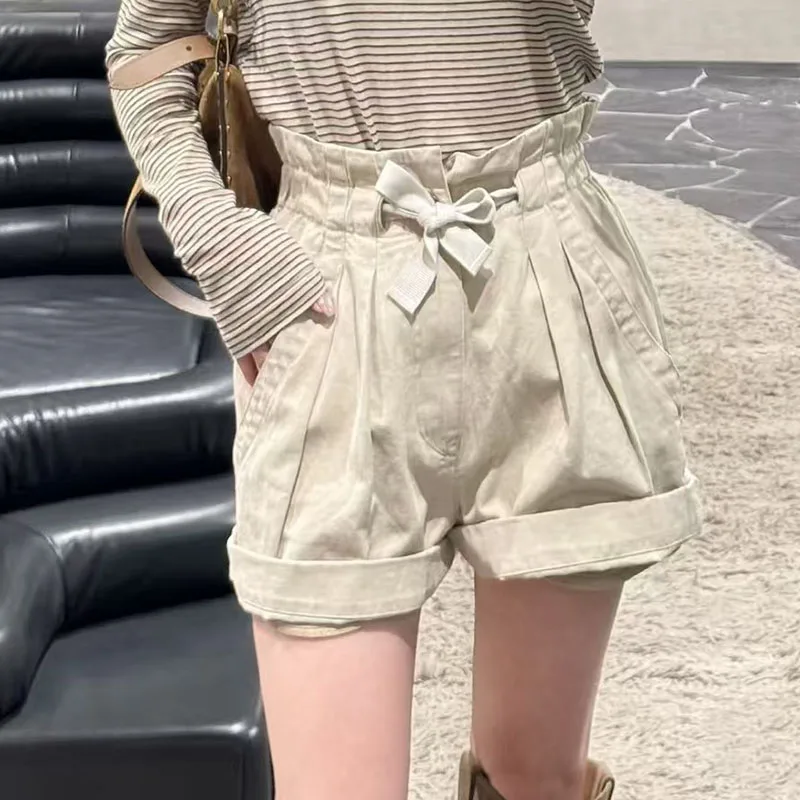 Women's flower-patterned waist tie shorts, high-waisted slimming rolled-edge straight-leg casual pants, 2026 summer new style
Women's flower-patterned waist tie shorts, high-waisted slimming rolled-edge straight-leg casual pants, 2026 summer new style