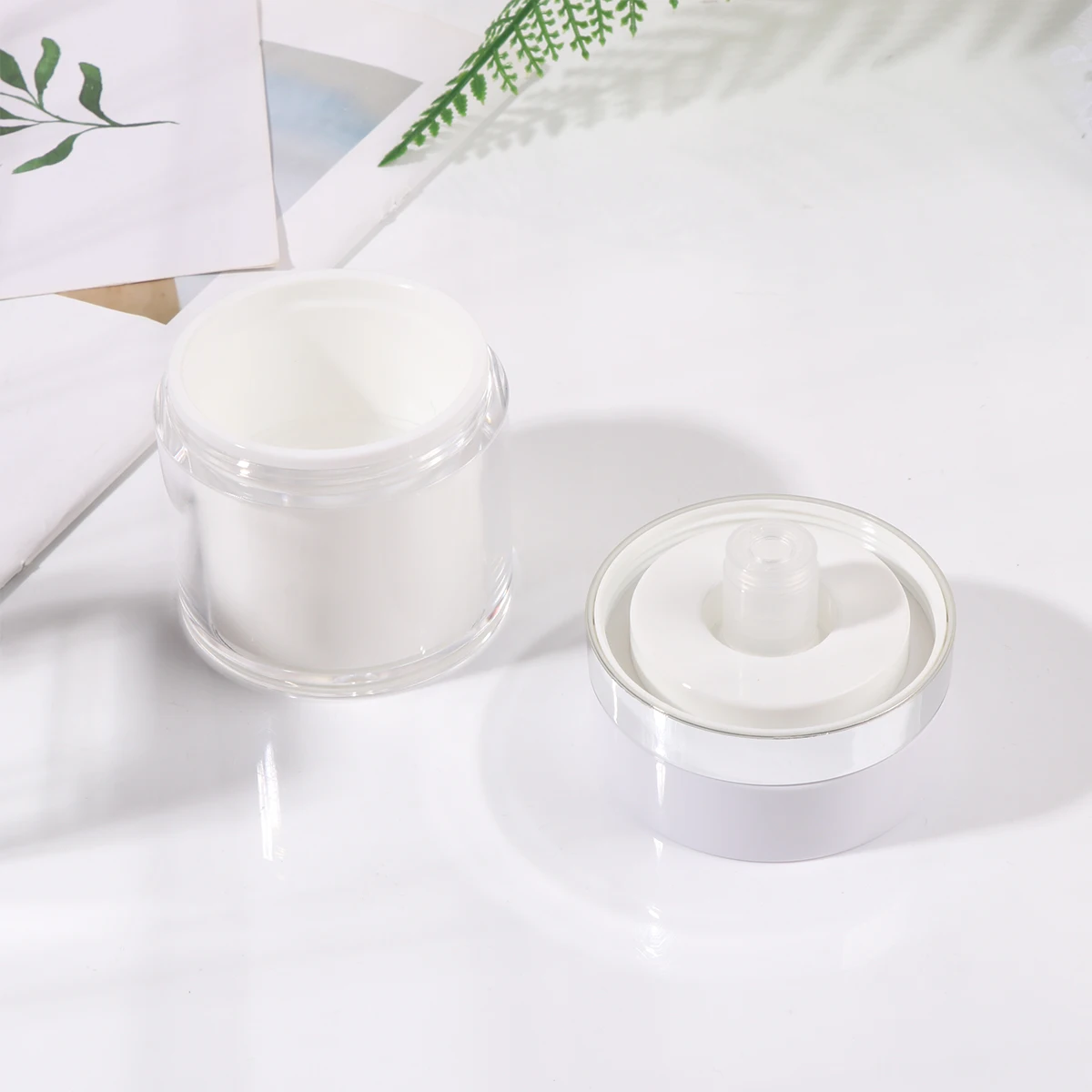 2 PCS Vacuum Cream Jar Lotion Dispenser Face Bottle Makeup Container Case for Travel Acrylic
2 PCS Vacuum Cream Jar Lotion Dispenser Face Bottle Makeup Container Case for Travel Acrylic