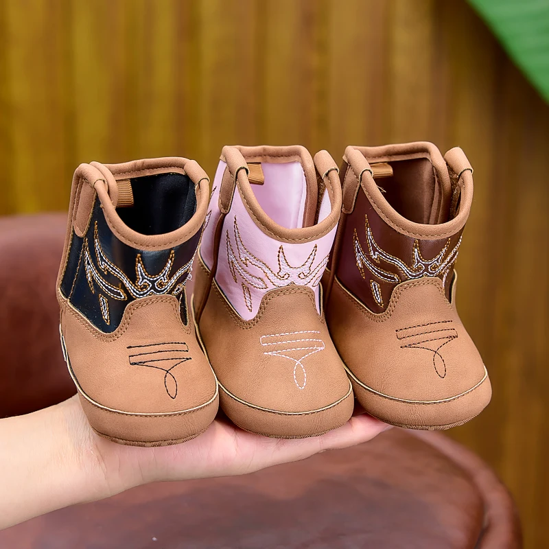 Spring, Autumn, and Winter Boots for 0-1 Year Old Boys and Girls, Casual and Fashionable Soft-Soled High-Top Baby Shoes with Side Velcro, Suitable for Daily Indoor and Outdoor Activities, Toddler Shoes
Spring, Autumn, and Winter Boots for 0-1 Year Old Boys and Girls, Casual and Fashionable Soft-Soled High-Top Baby Shoes with Side Velcro, Suitable for Daily Indoor and Outdoor Activities, Toddler Shoes