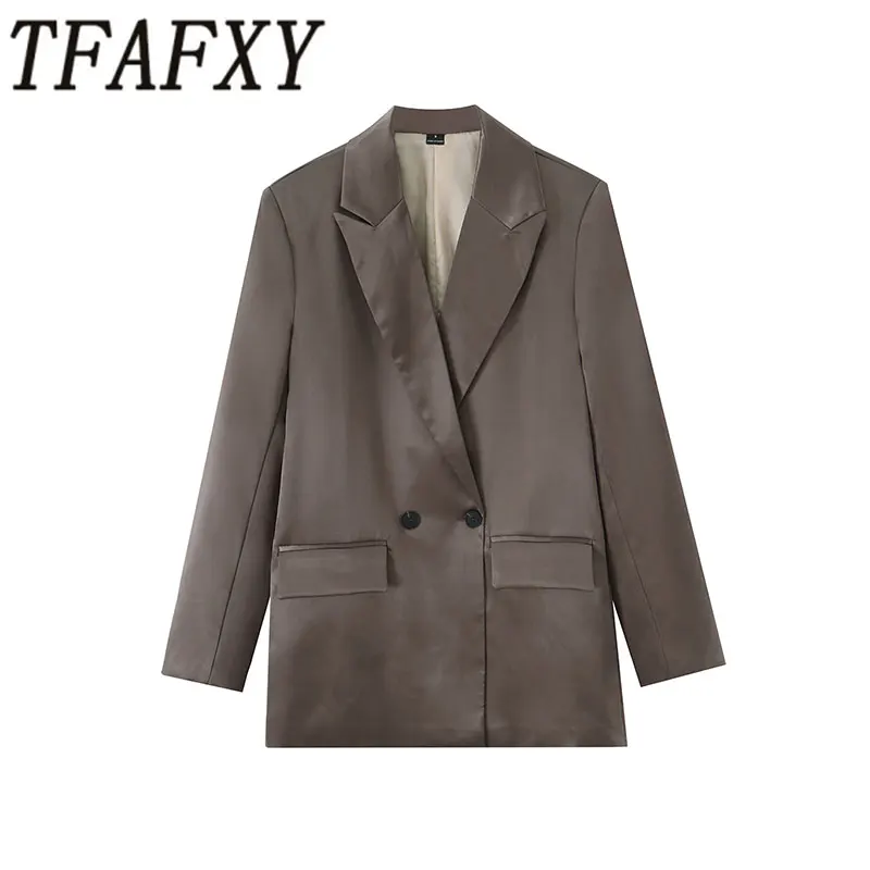 TFAFXY 2026 Autumn Fashion Vintage Stylish Long Women Satin Blazer Office Lady Pocket Fashion Jacket Female Blazer
TFAFXY 2026 Autumn Fashion Vintage Stylish Long Women Satin Blazer Office Lady Pocket Fashion Jacket Female Blazer