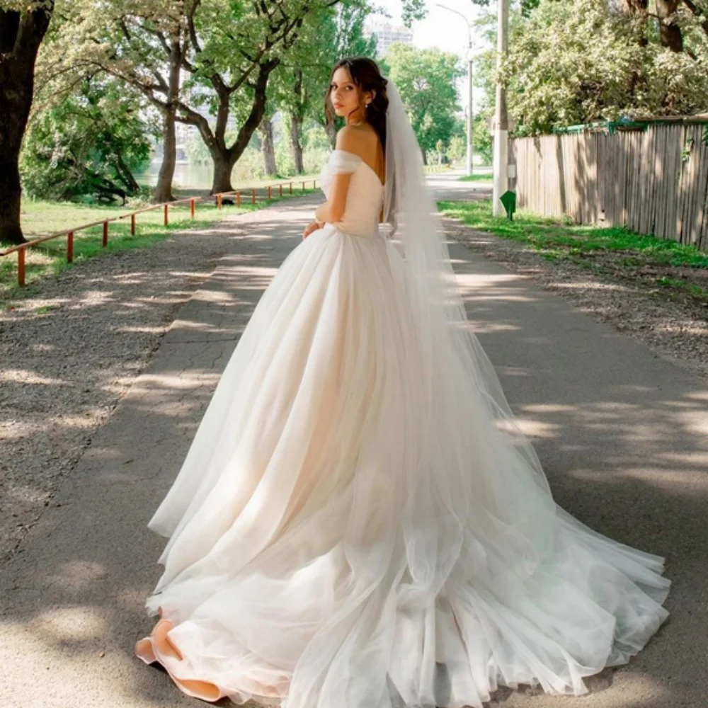 Customized Elegant A Line Wedding Dresses Off Shoulder With Crystal Bride Dress Tulle Illusion Bridal Gowns New Vestidos
Customized Elegant A Line Wedding Dresses Off Shoulder With Crystal Bride Dress Tulle Illusion Bridal Gowns New Vestidos