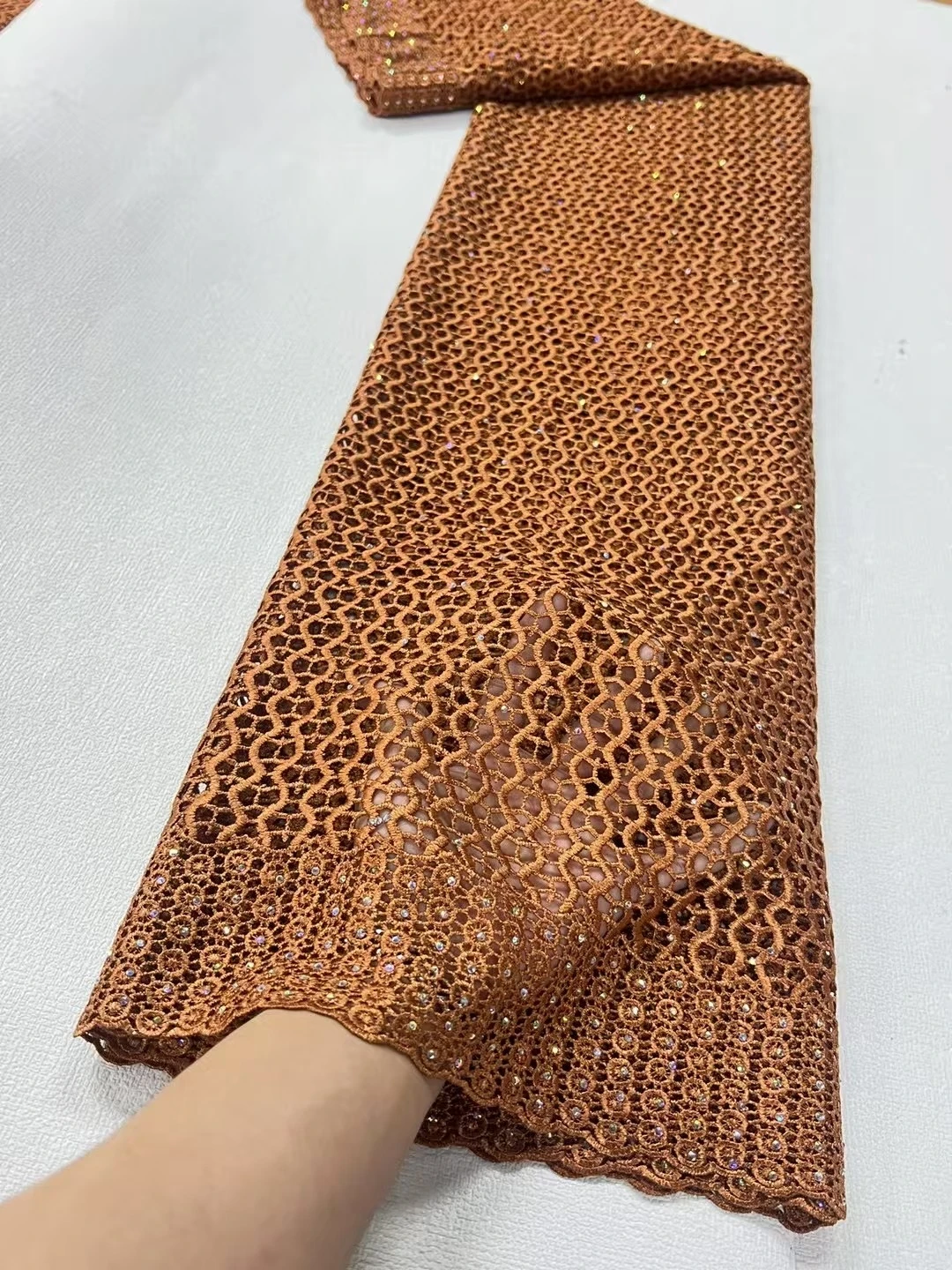 2025 African Nigerian High-Quality Tulle Lace Fabric Cotton Embroidery Guipure 5 Yards for Prom Dresses Sewing Damask JL475
2025 African Nigerian High-Quality Tulle Lace Fabric Cotton Embroidery Guipure 5 Yards for Prom Dresses Sewing Damask JL475