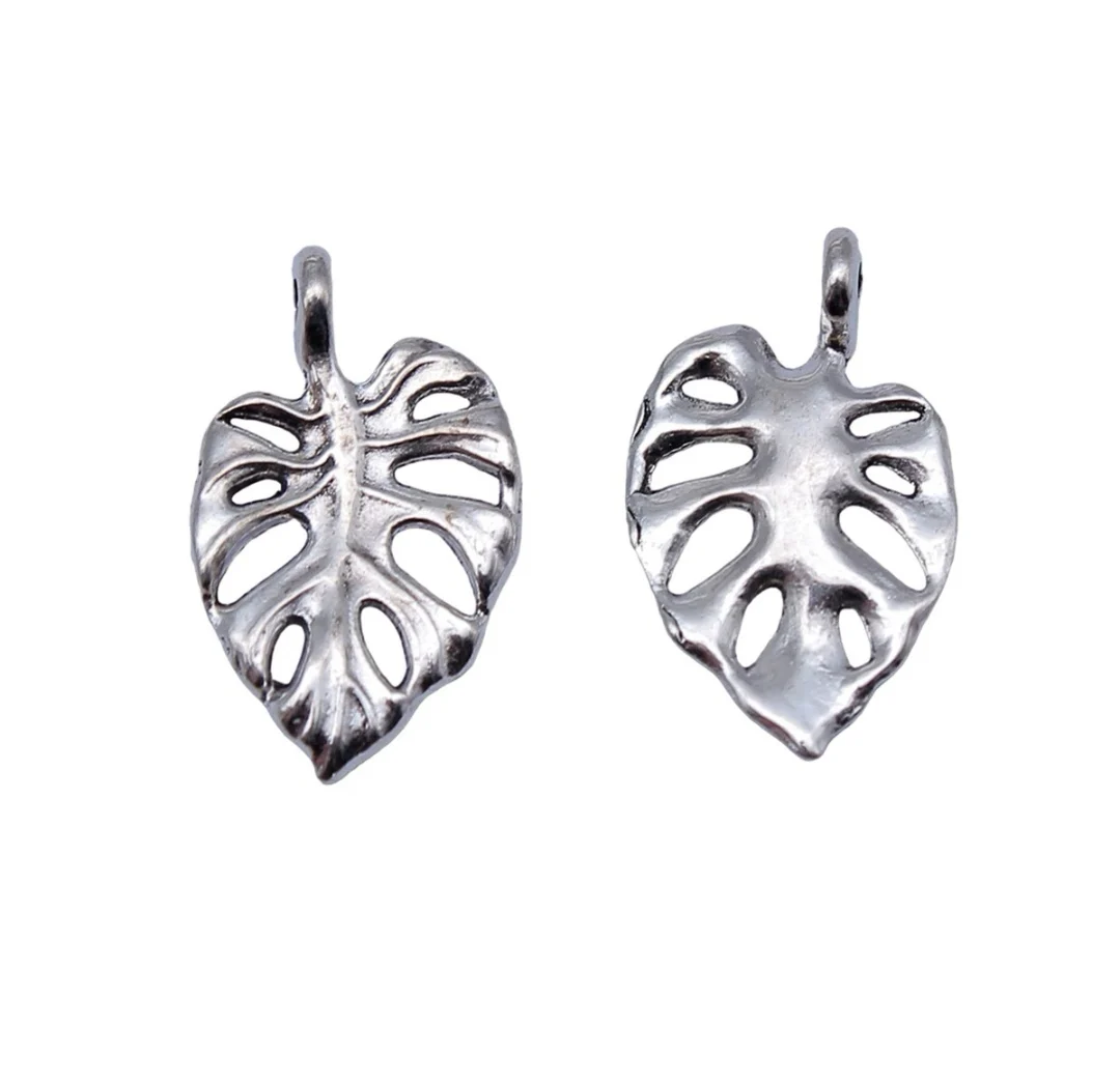 40pcs 20x12mm Zinc alloy metal tibetan silver,antiqued bronze plated charm T1318 for jewelry making
40pcs 20x12mm Zinc alloy metal tibetan silver,antiqued bronze plated charm T1318 for jewelry making