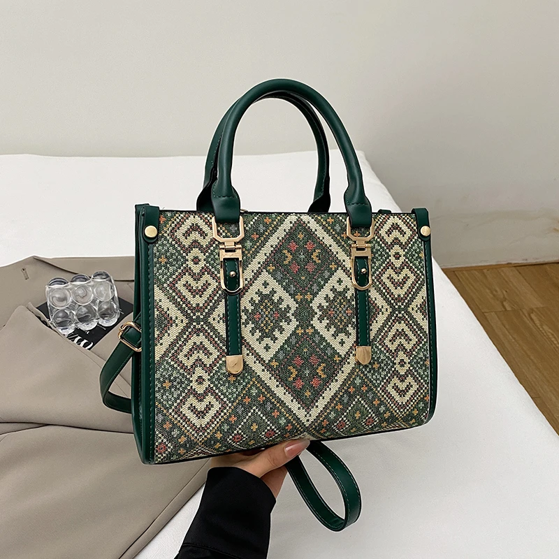 High Quality Women Canvas Handbags Shoulder Bag Casual Female Messenger Bags for Women New Fashion Stripe Female Crossbody Bag
High Quality Women Canvas Handbags Shoulder Bag Casual Female Messenger Bags for Women New Fashion Stripe Female Crossbody Bag
