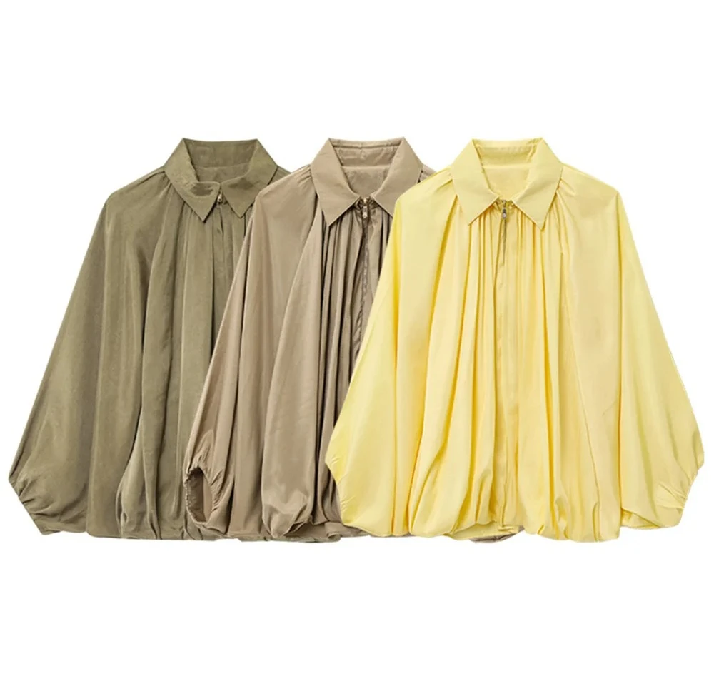 women's jacket is fashionable and simple with a lapel and zipper style puffy sleeves that
women's jacket is fashionable and simple with a lapel and zipper style puffy sleeves that