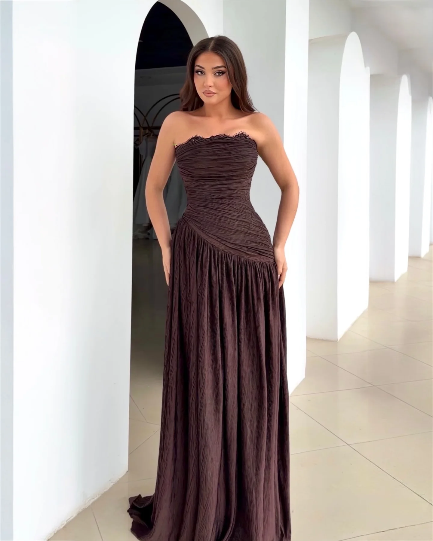 Vintage Brown Women Evening Dresses Charming Lace Sleeveless Prom Gowns Floor Length Customized Special Occasion Dresses
Vintage Brown Women Evening Dresses Charming Lace Sleeveless Prom Gowns Floor Length Customized Special Occasion Dresses