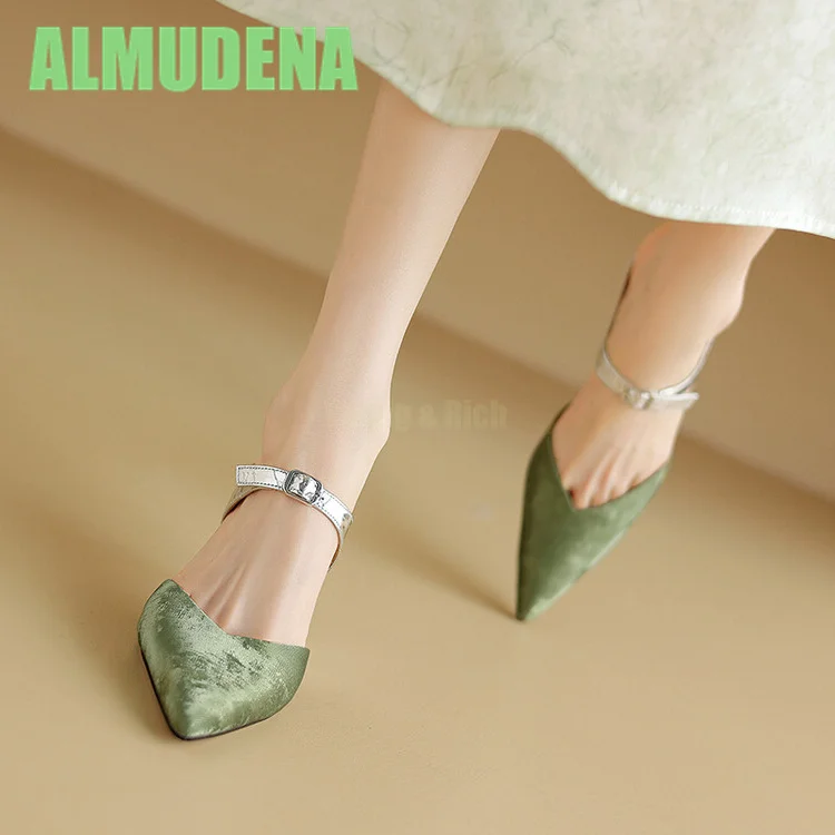 Sharp Pointed Slippers for Women Wearing High-End and Elegant Style Socialite Wearing Color Blocked High Heels and Cool Slippers
Sharp Pointed Slippers for Women Wearing High-End and Elegant Style Socialite Wearing Color Blocked High Heels and Cool Slippers