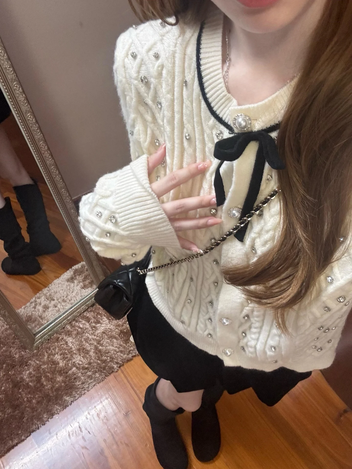 Sweet Knot Twisted Knit Sweater Coat Women's Autumn Design Sense Ironed Diamond Delicate Knitted Open Cardigan Top
Sweet Knot Twisted Knit Sweater Coat Women's Autumn Design Sense Ironed Diamond Delicate Knitted Open Cardigan Top