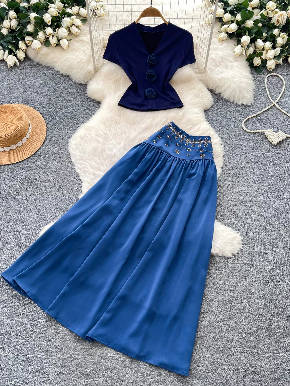 Slimming Commute Style Women's Vest Skirt Set Summer Fashionable Casual Work Outfit High Waist Shorts Short Sleeve Vest
Slimming Commute Style Women's Vest Skirt Set Summer Fashionable Casual Work Outfit High Waist Shorts Short Sleeve Vest