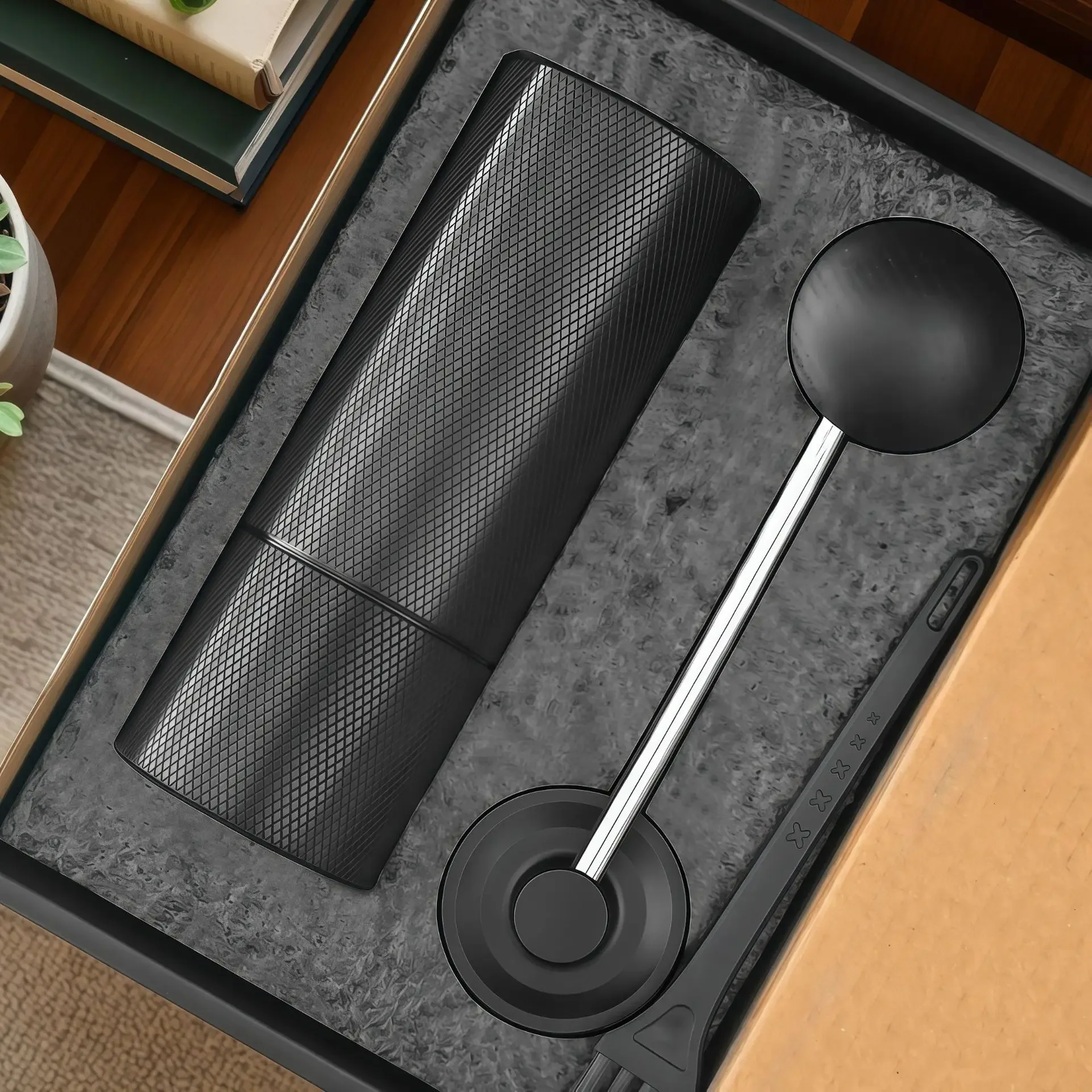 Barista Tool for Travel Camping Professional Stainless Steel Manual Coffee Grinder Adjustable Burr Mill for Moka Pot Portable
Barista Tool for Travel Camping Professional Stainless Steel Manual Coffee Grinder Adjustable Burr Mill for Moka Pot Portable