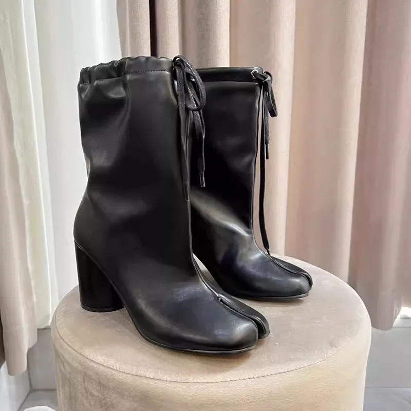 New Tabi Ankle Boots For Women High Heels Women Split Toe Boots Fashion Wide Tube Tabi Boots With Lace Up Split Toe Shoes Women
New Tabi Ankle Boots For Women High Heels Women Split Toe Boots Fashion Wide Tube Tabi Boots With Lace Up Split Toe Shoes Women
