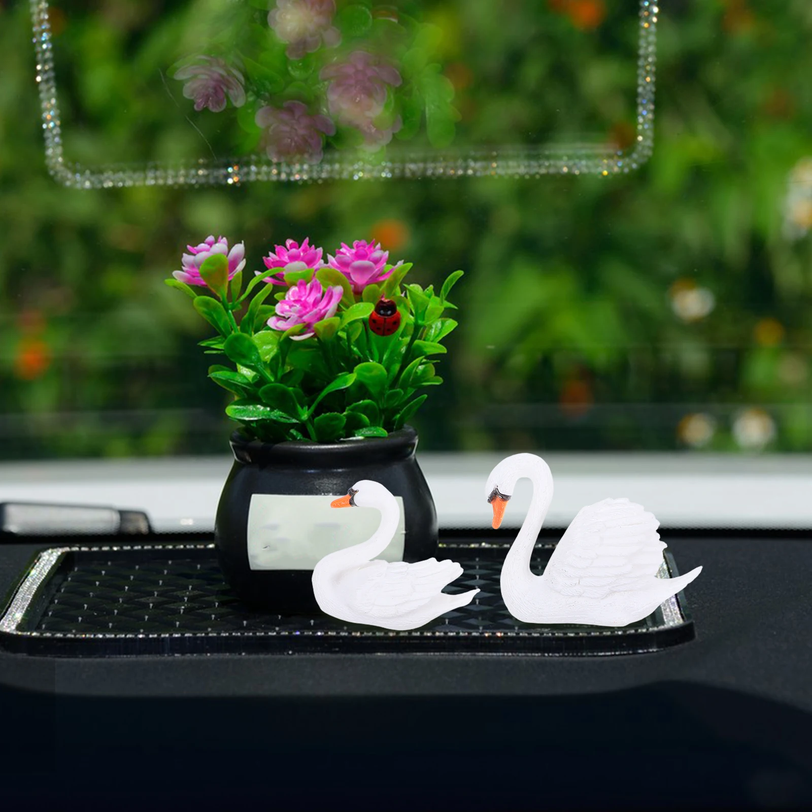 8 Pcs Black White Swan Ornament DIY Succulent Decor Cartoon Couple Statue Home Car Dashboard Decorations 
8 Pcs Black White Swan Ornament DIY Succulent Decor Cartoon Couple Statue Home Car Dashboard Decorations