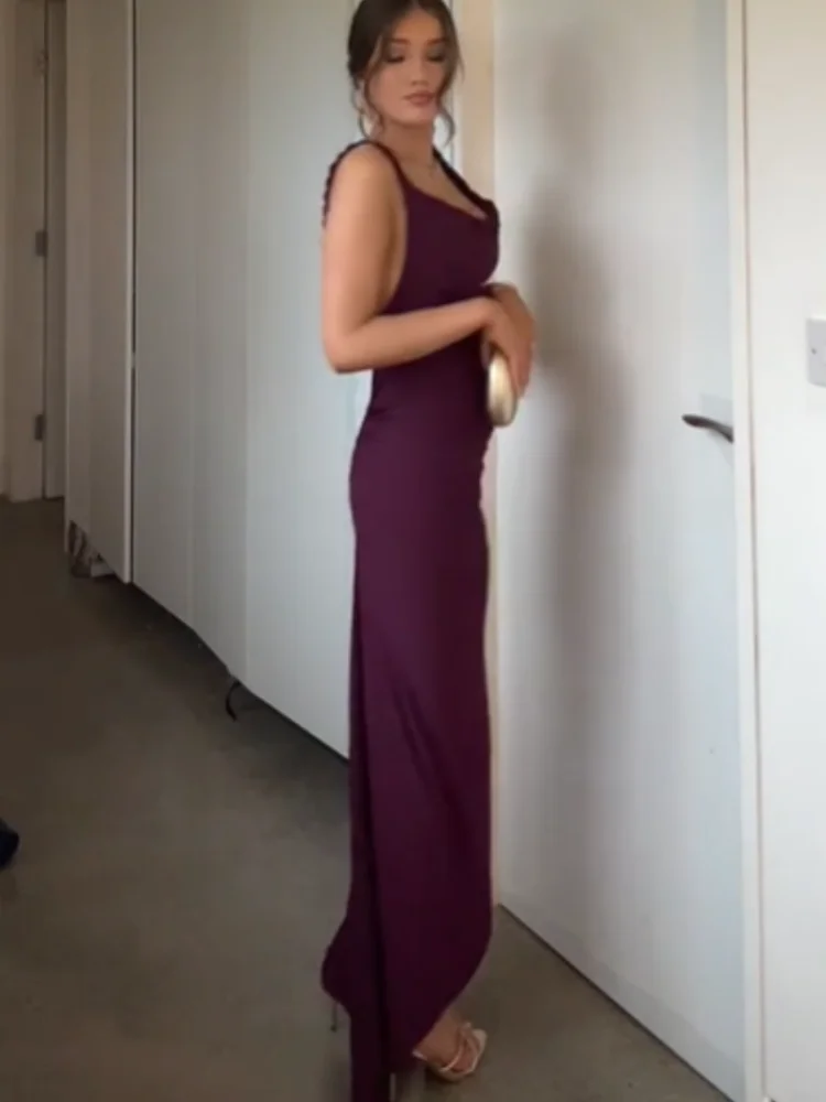 Женское элегантное вечернее платье макси с V-образным вырезом, без спинки, без рукавов, на тонких бретелях, длинное, новинка 2026 года, вечерние наряды для женщин
Женское элегантное вечернее платье макси с V-образным вырезом, без спинки, без рукавов, на тонких бретелях, длинное, новинка 2026 года, вечерние наряды для женщин