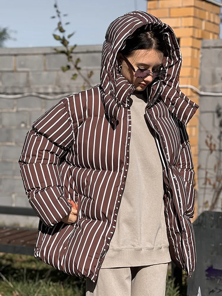 Повседневная полосатая хлопковая куртка с капюшоном, женская шикарная куртка с воротником-стойкой и длинным рукавом на молнии, теплые куртки, новая зимняя уличная одежда
Повседневная полосатая хлопковая куртка с капюшоном, женская шикарная куртка с воротником-стойкой и длинным рукавом на молнии, теплые куртки, новая зимняя уличная одежда