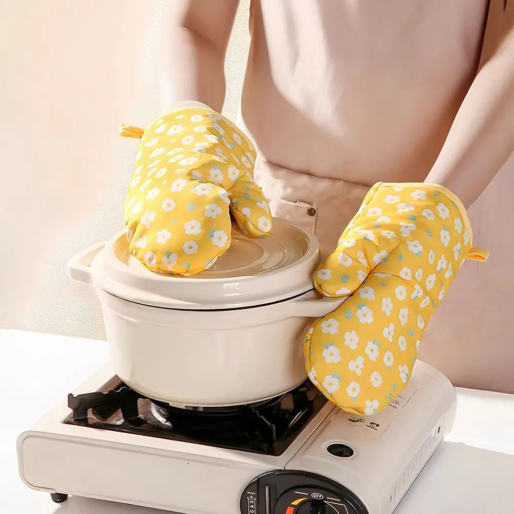 Durable Floral Microwave Gloves Heat Resistance Anti-scald Oven Mitts Portable Thickened Pot Handle Cap Kitchen Tools
Durable Floral Microwave Gloves Heat Resistance Anti-scald Oven Mitts Portable Thickened Pot Handle Cap Kitchen Tools