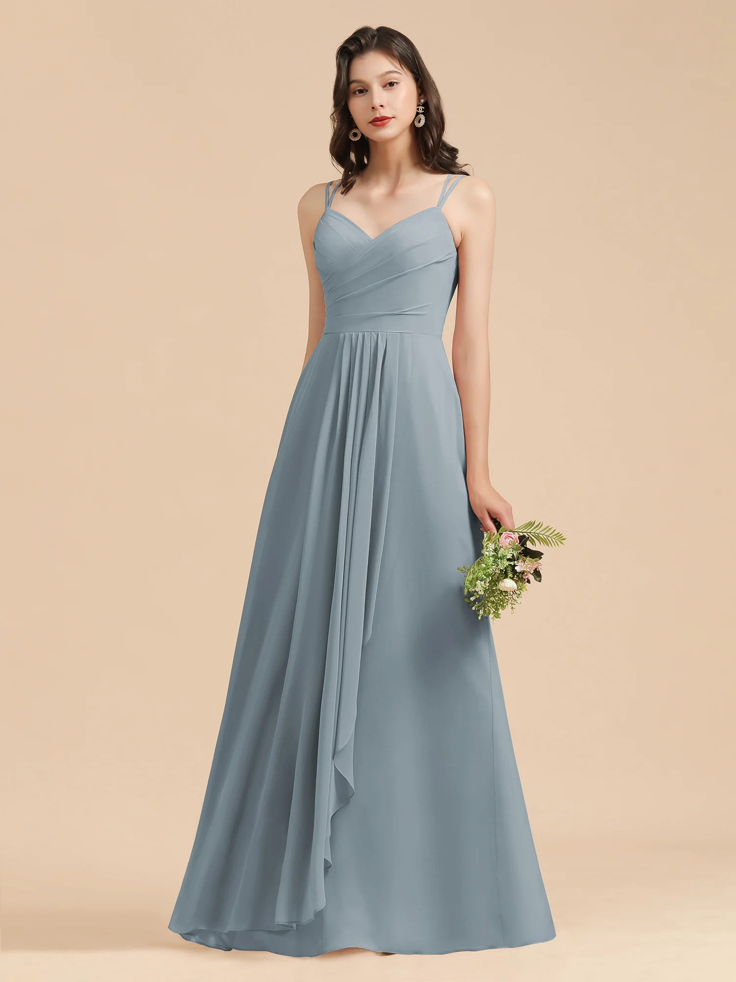 NEW Spaghetti Strap Chiffon Bridesmaid Dress Long Summer Beach Ruched V Neck Backless A Line Wedding Party Dress Floor Length
NEW Spaghetti Strap Chiffon Bridesmaid Dress Long Summer Beach Ruched V Neck Backless A Line Wedding Party Dress Floor Length