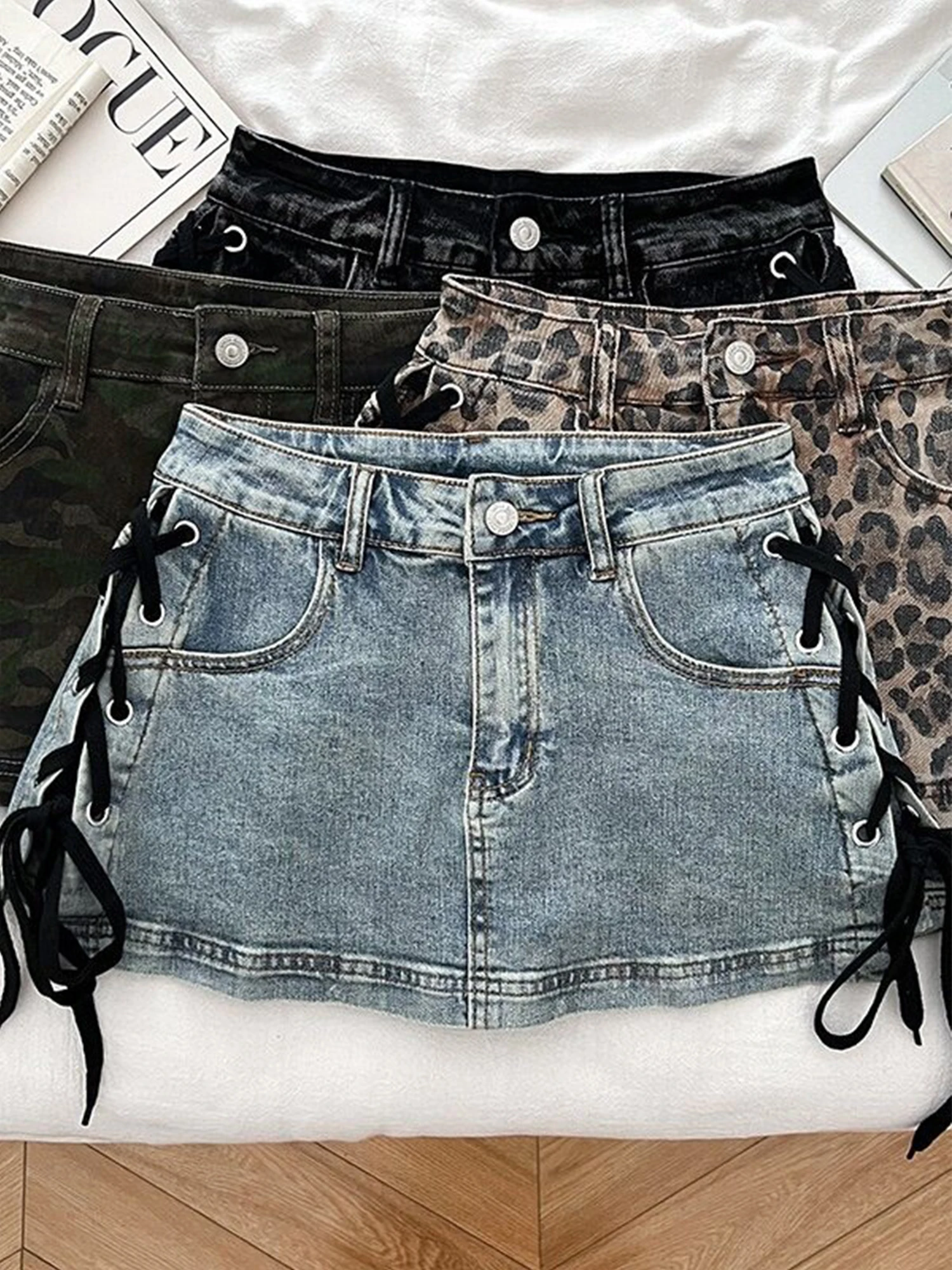 Женская синяя джинсовая юбка А-силуэта, винтажная мини-юбка из денима, в стиле Харадзюку Y2K, с высокой талией, в стиле ковбойской юбки, для женщин, одежда в стиле 2000-х, весна-лето
Женская синяя джинсовая юбка А-силуэта, винтажная мини-юбка из денима, в стиле Харадзюку Y2K, с высокой талией, в стиле ковбойской юбки, для женщин, одежда в стиле 2000-х, весна-лето