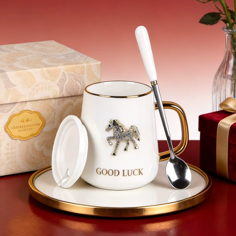 400ml Horse Ceramic Coffee Mug Gifts for Mom Daughter Cute Horse Mug with Spoon and lid Gift for Birthday
400ml Horse Ceramic Coffee Mug Gifts for Mom Daughter Cute Horse Mug with Spoon and lid Gift for Birthday
