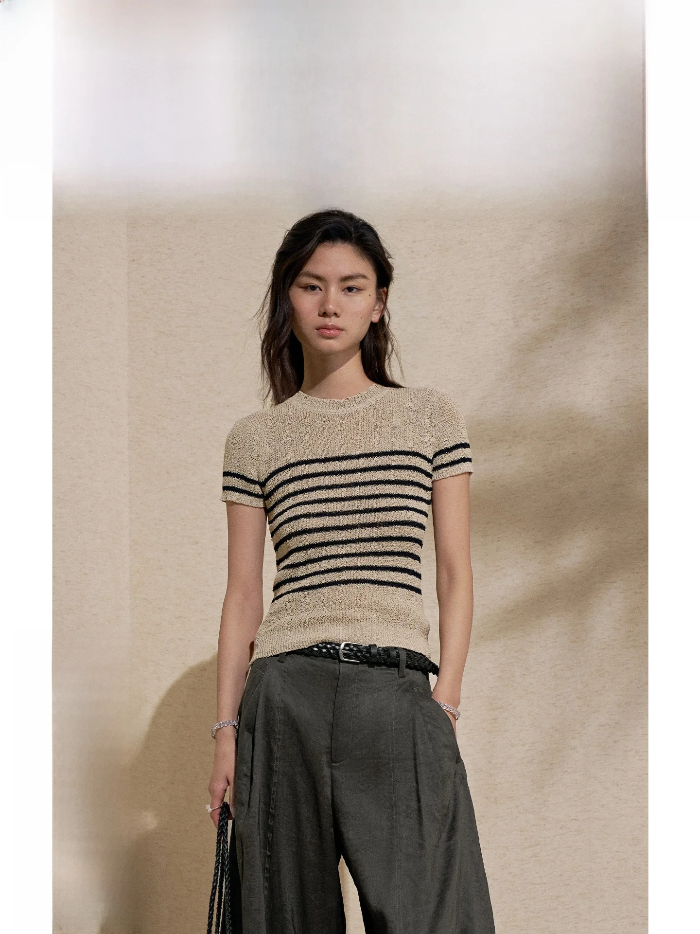 ZhiZhi Three-Tier Hollow out Color Block Stripe Short Sleeve Women's T-Shirt Fashionable Design Summer New Style Casual Wear
ZhiZhi Three-Tier Hollow out Color Block Stripe Short Sleeve Women's T-Shirt Fashionable Design Summer New Style Casual Wear