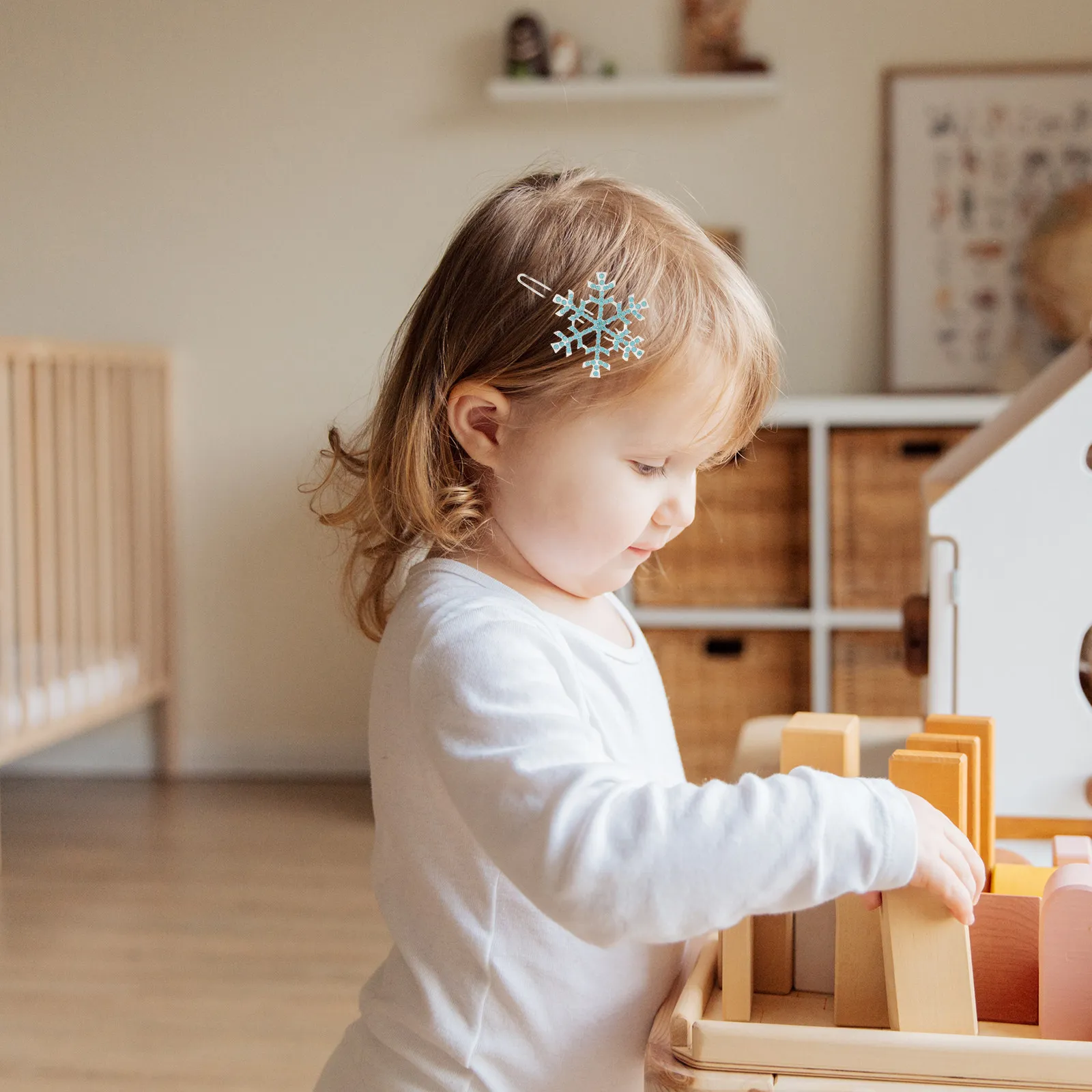 Набор из 6 детских заколок для волос: заколки-снежинки со стразами, заколки-зажимы со стразами, аксессуары для девочек
Набор из 6 детских заколок для волос: заколки-снежинки со стразами, заколки-зажимы со стразами, аксессуары для девочек