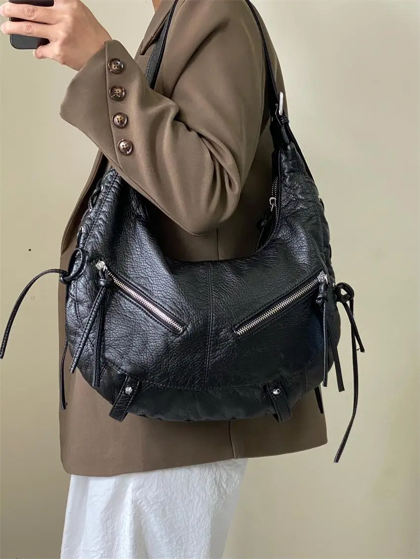 CHIC XI Punk Sle Soft Leather Crossbody Bag Women's Single oulder Bag Casual Leisure Tote Bag Korean Sle Dumpling ape
CHIC XI Punk Sle Soft Leather Crossbody Bag Women's Single oulder Bag Casual Leisure Tote Bag Korean Sle Dumpling ape