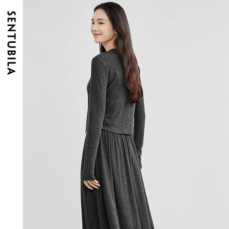 SENTUBILA New Gray Skirt Sets Fashion Patchwork 2 in 1 T-shirt Slim Fit Elegant Midi Skirts Knit Women's Two Pieces Set151Z57902
SENTUBILA New Gray Skirt Sets Fashion Patchwork 2 in 1 T-shirt Slim Fit Elegant Midi Skirts Knit Women's Two Pieces Set151Z57902